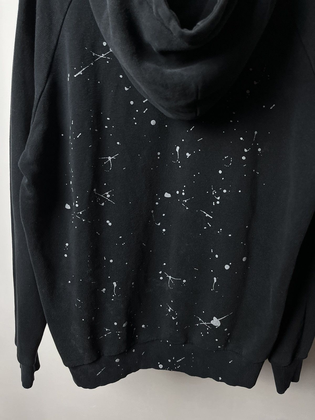 Trapstar London VINTAGE TRAPSTAR Big Logo Hoodie Faded Black Streetwear Y2k Size US S / EU 44-46 / 1 - 10 Thumbnail