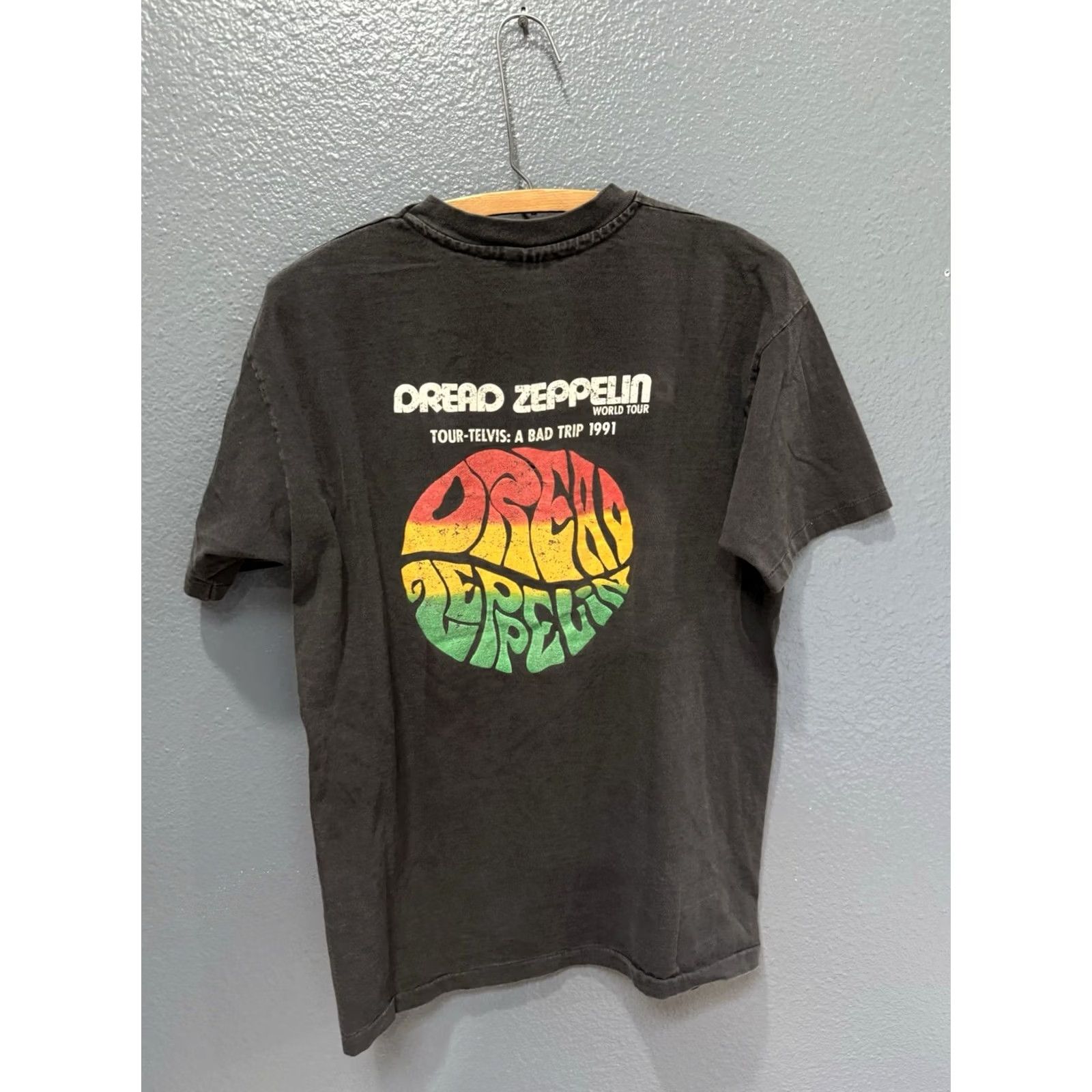 Hanes VINTAGE 90s Dread Zeppelin Band Tour Hanes Black T-Shirt L Men Mens Shirt 90s Size US L / EU 52-54 / 3 - 4 Thumbnail