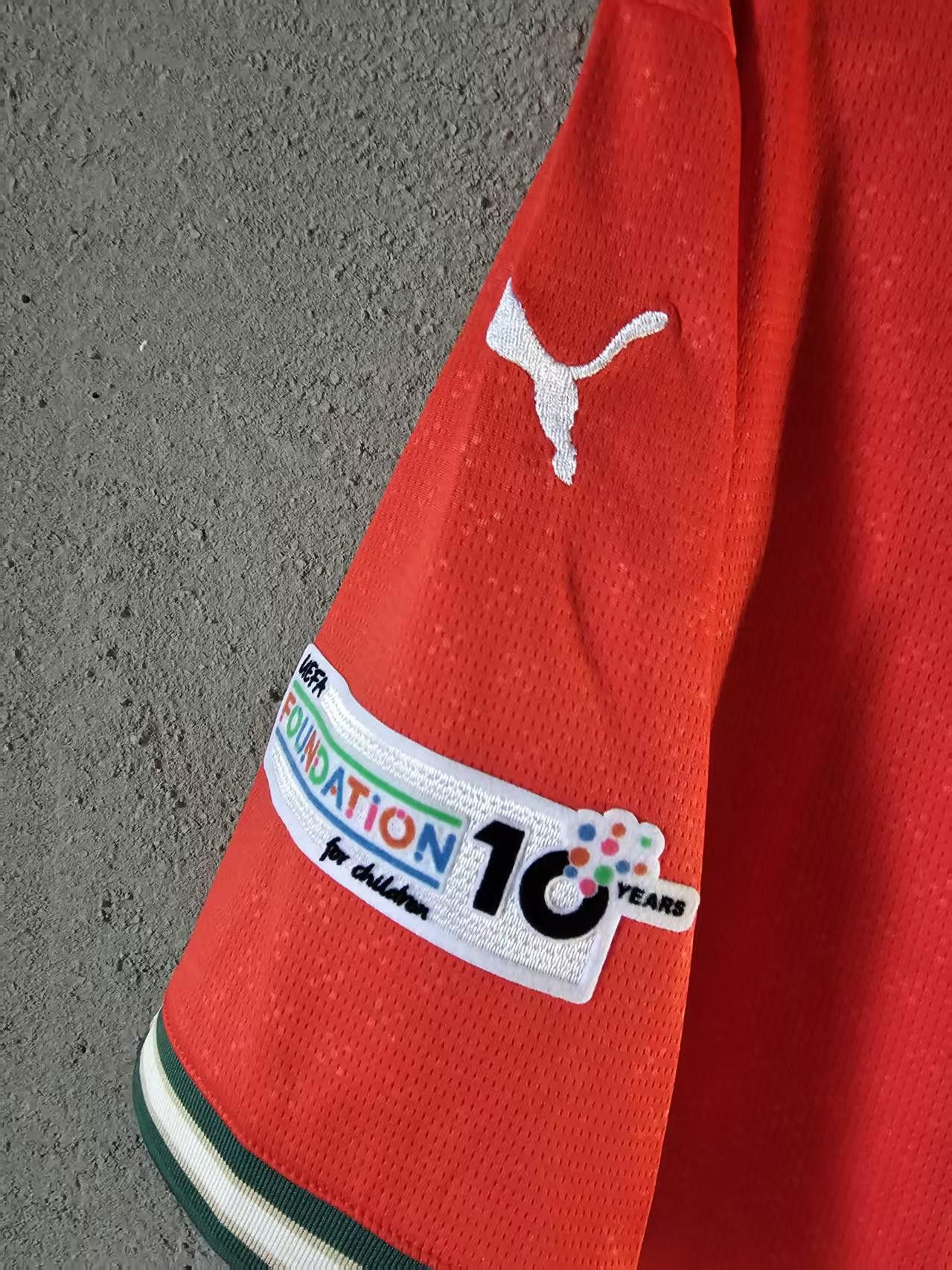 Other 25 Portugal C Ronaldo Jersey Home Size US L / EU 52-54 / 3 - 5 Thumbnail