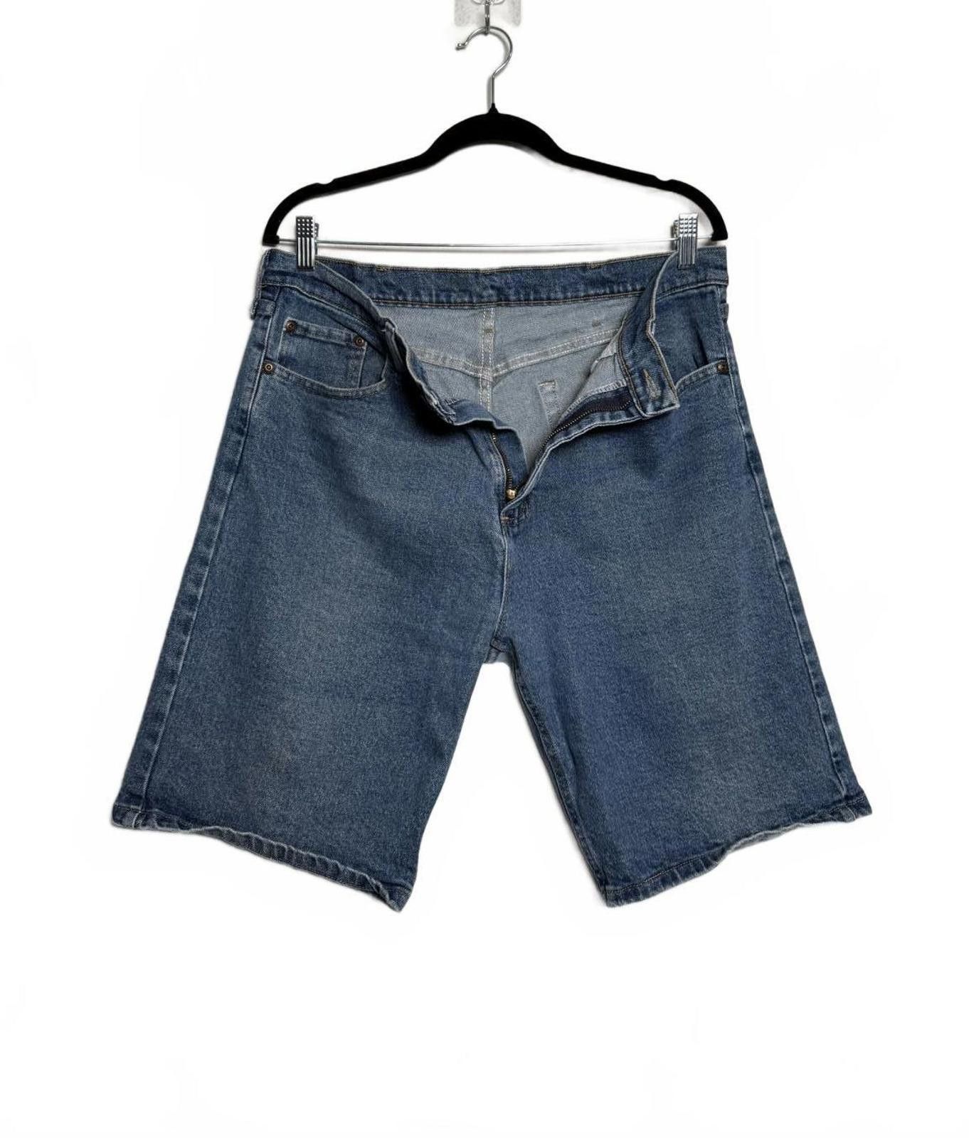 Wrangler Men Vintage Wrangler Classic Denim Shorts size 34 Size US 34 / EU 50 - 3 Thumbnail