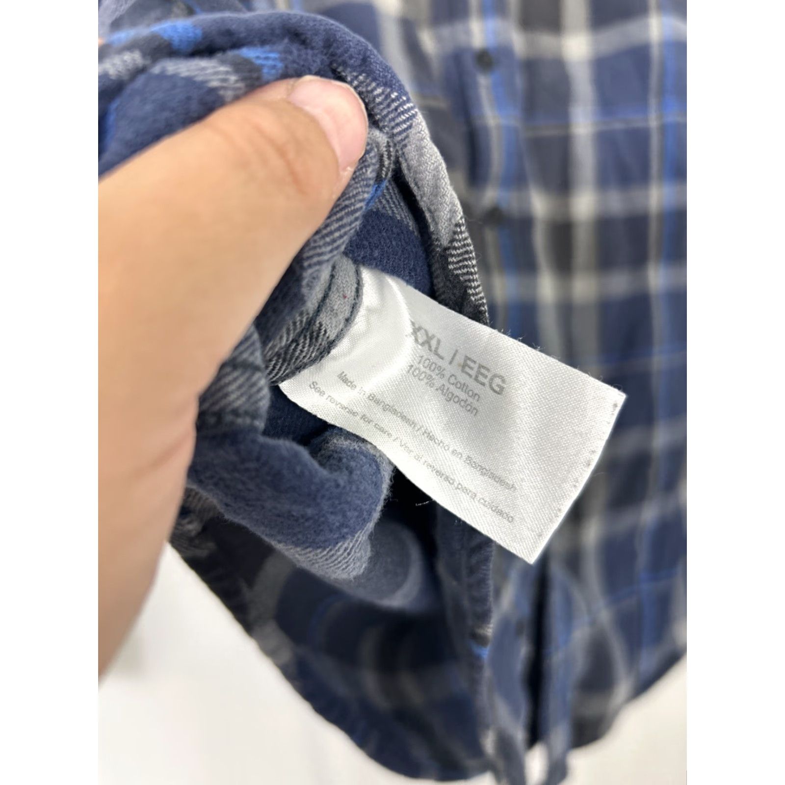 Eddie Bauer Eddie Bauer Shirt Mens 2XL Long Sleeve Button-Up Flannel Blue Plaid Cotton N/A Hole Size US XXL / EU 58 / 5 - 7 Thumbnail