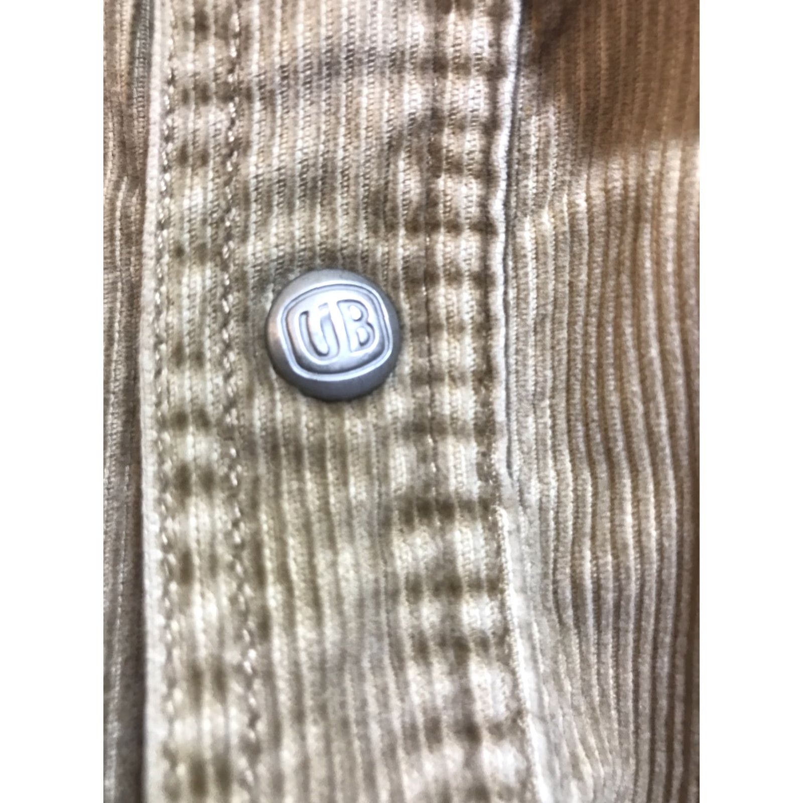 Vintage VINTAGE UnionBay Shirt Corduroy Button-Up XL 90s Surf Grunge Men Brown Corduroy Button-Down Shirt XL Mens Size US XL / EU 56 / 4 - 6 Thumbnail