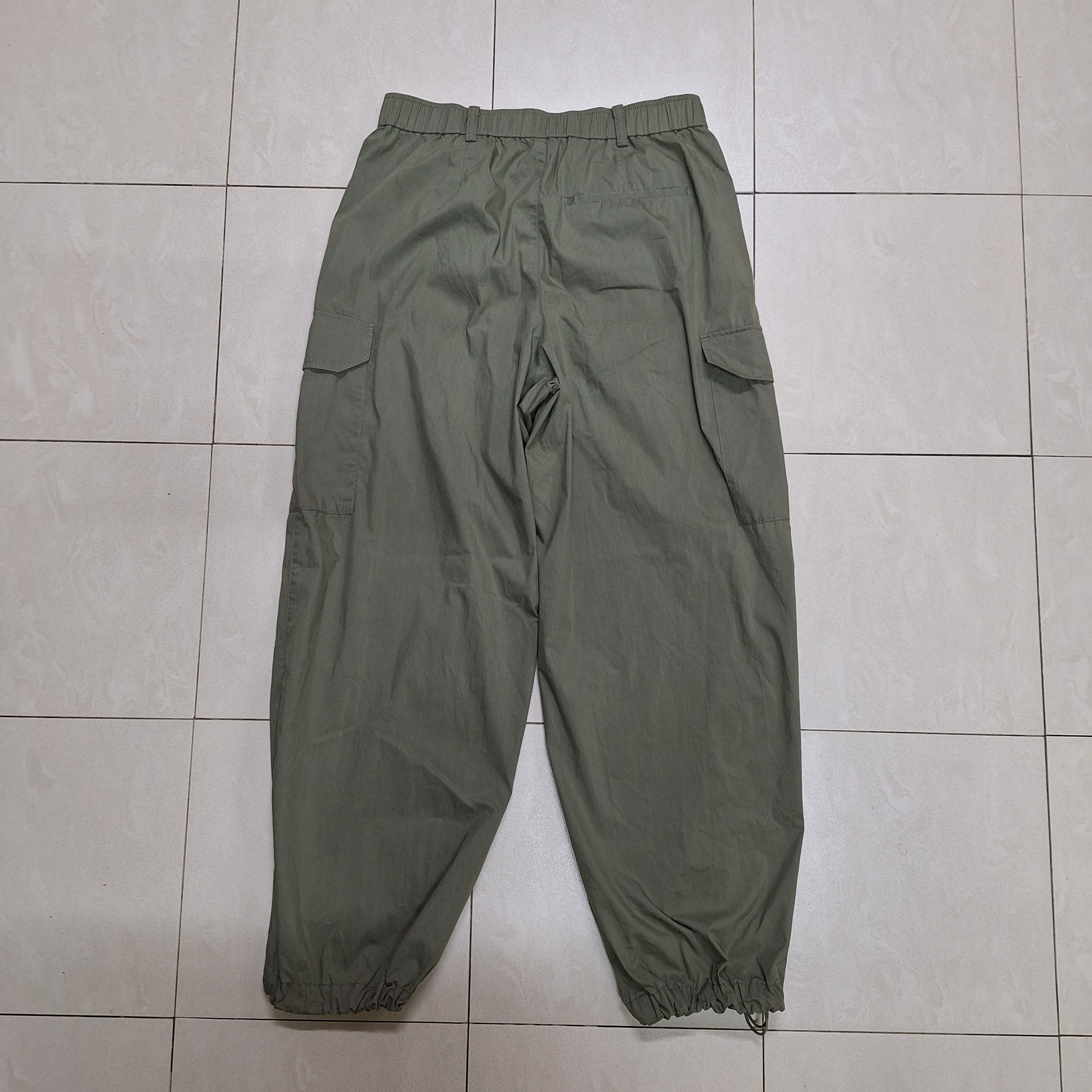 Uniqlo Uniqlo Parachute Baggy Pants Size US 29 - 10 Thumbnail