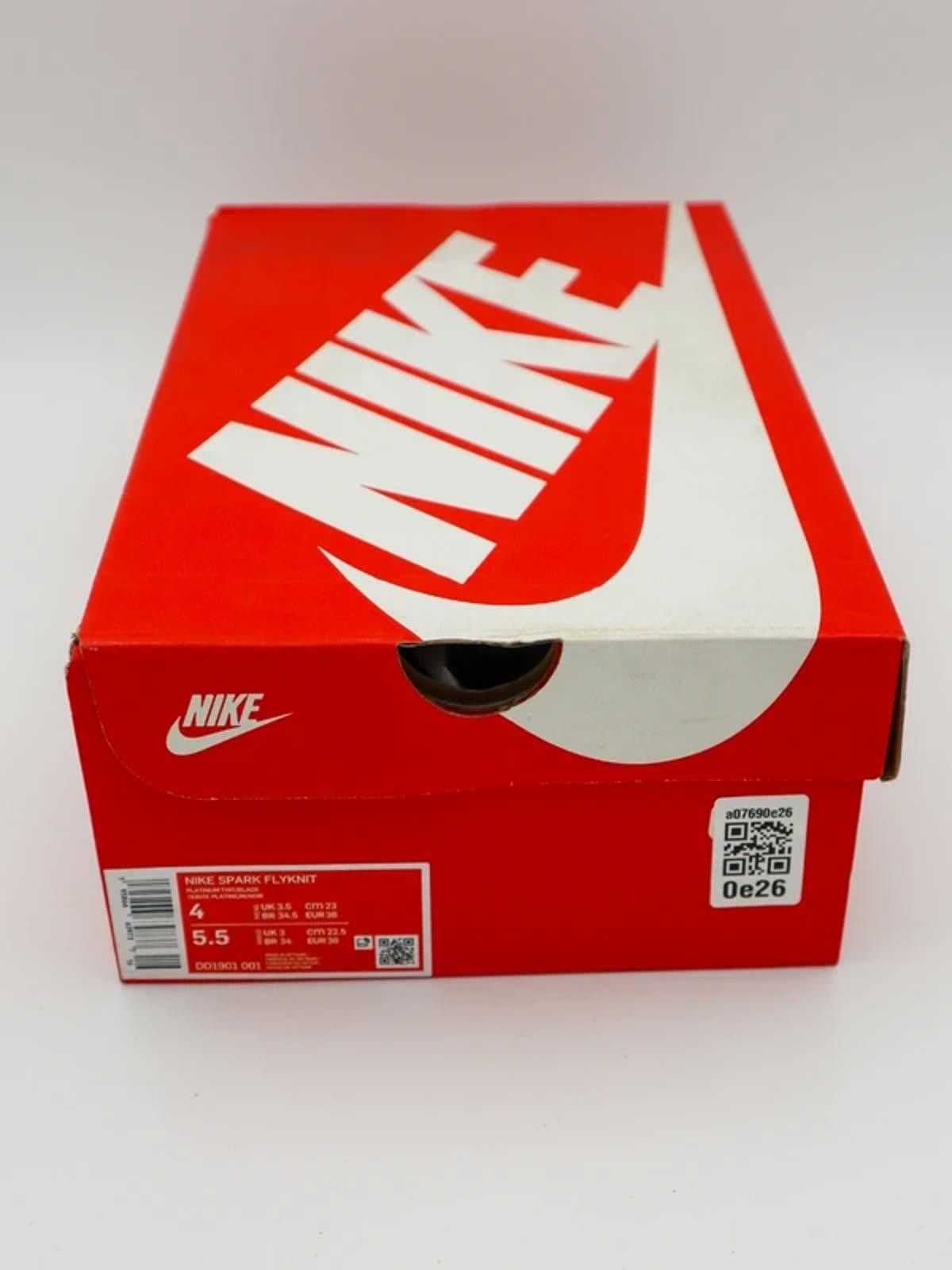 Nike Nike Spark Flyknit - DD1901 001 - Cream Black Sneakers Size US 5 / IT 35 - 8 Thumbnail