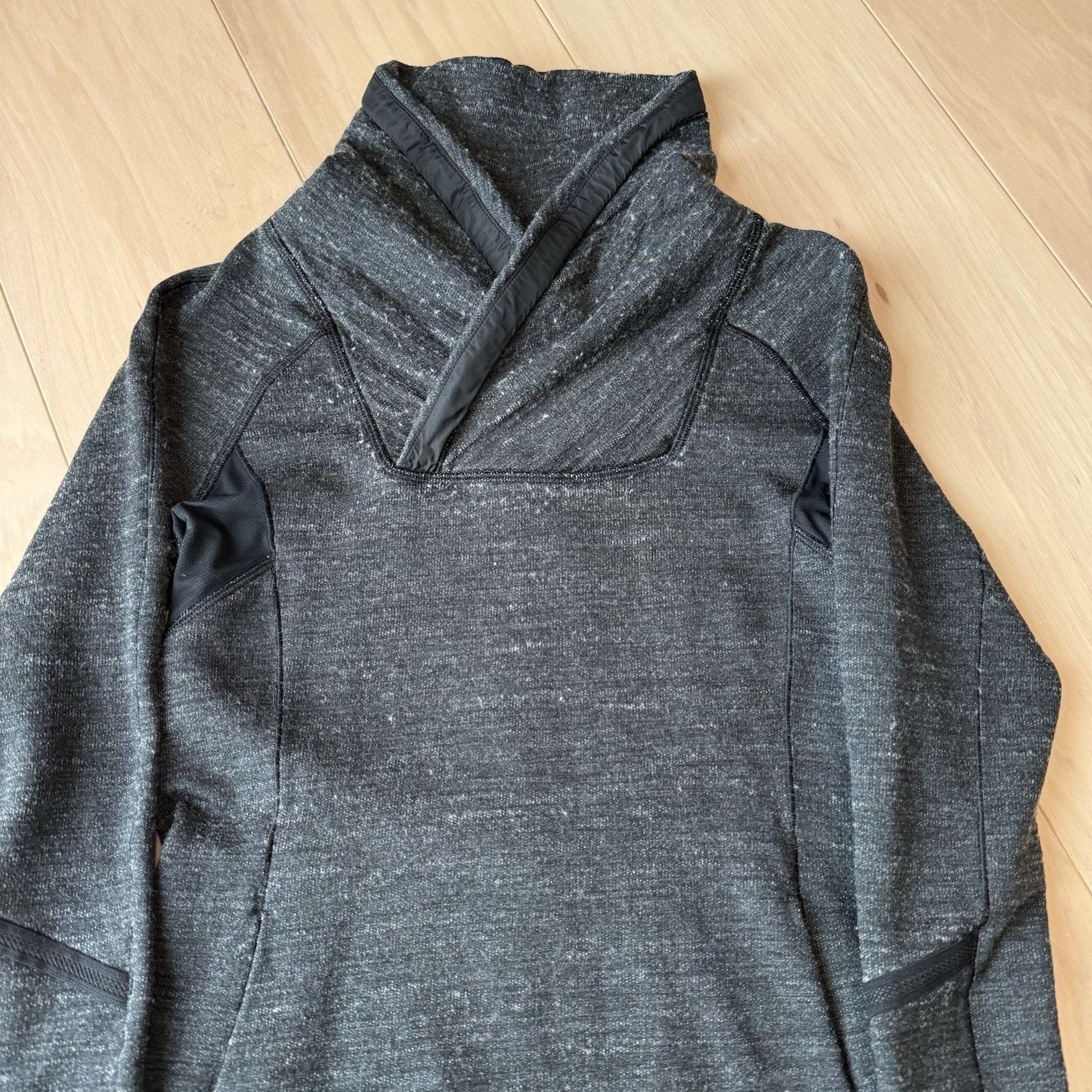 Lululemon Lululemon Hoodie 4 Dark Gray Cowl Neck Pullover Wool Blend Size M / US 6-8 / IT 42-44 - 3 Thumbnail