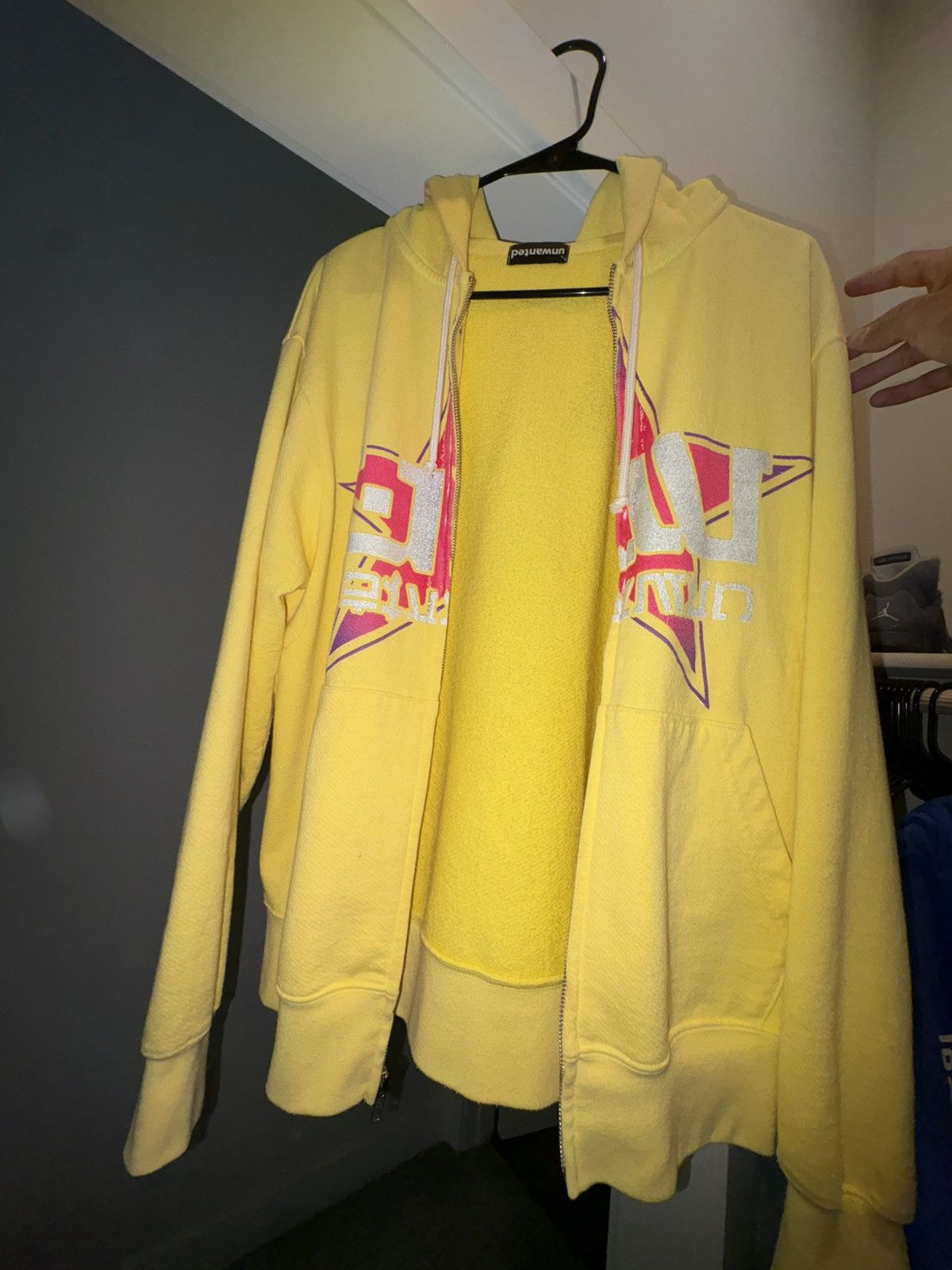 Unwanted Unwanted star zipup L yellow Size US L / EU 52-54 / 3 - 1 Thumbnail