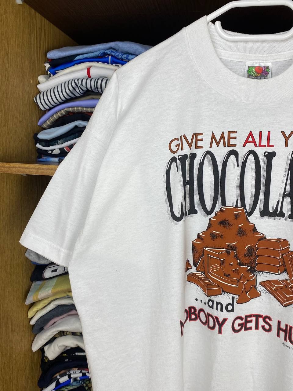 Fruit Of The Loom Vintage Give Me All Your Chocolate 1992 Graphic Tee Size US XL / EU 56 / 4 - 2 Thumbnail