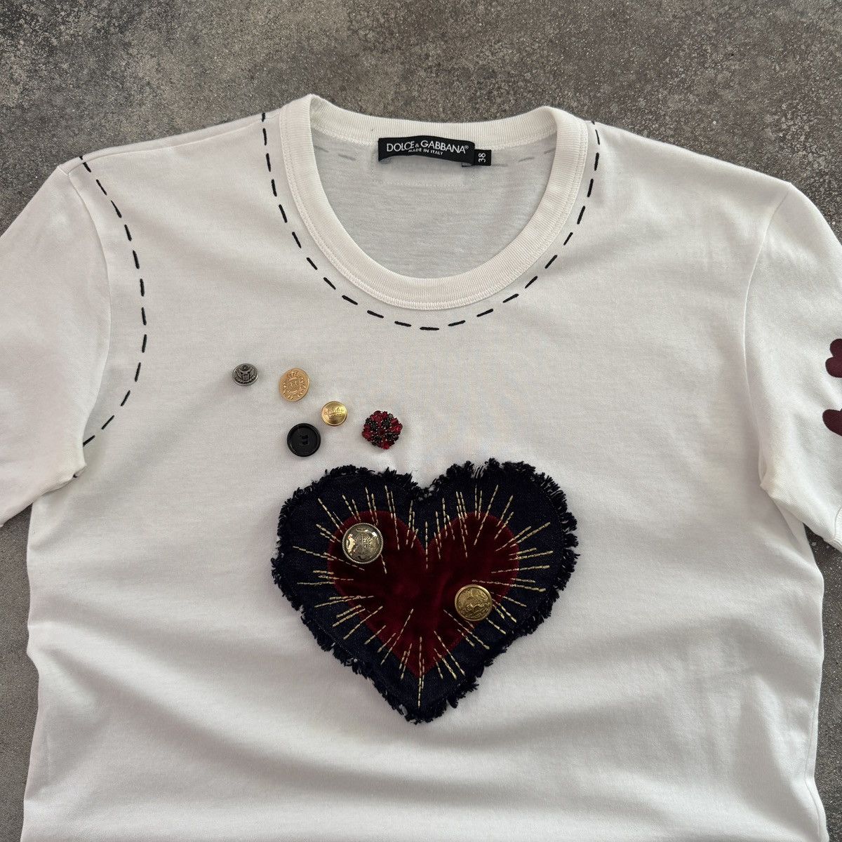 Dolce & Gabbana D&G Dolce & Gabbana Y2K Heart Patch T-Shirt Size M / US 6-8 / IT 42-44 - 3 Thumbnail