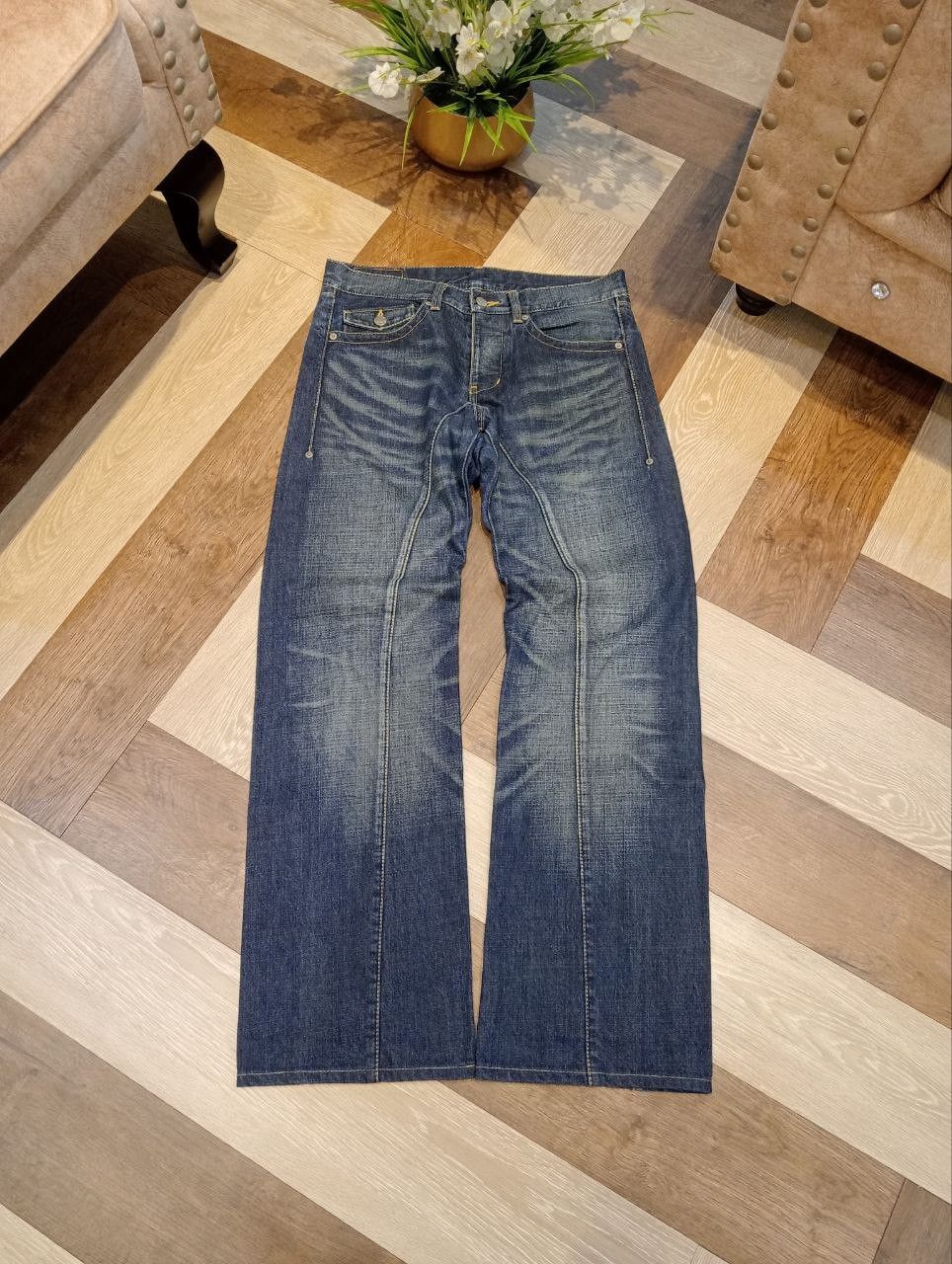 Takeo Kikuchi TAKEO KIKUCHI JAPAN BLUE DENIM BAGGY PANTS Size US 32 / EU 48 - 1 Thumbnail