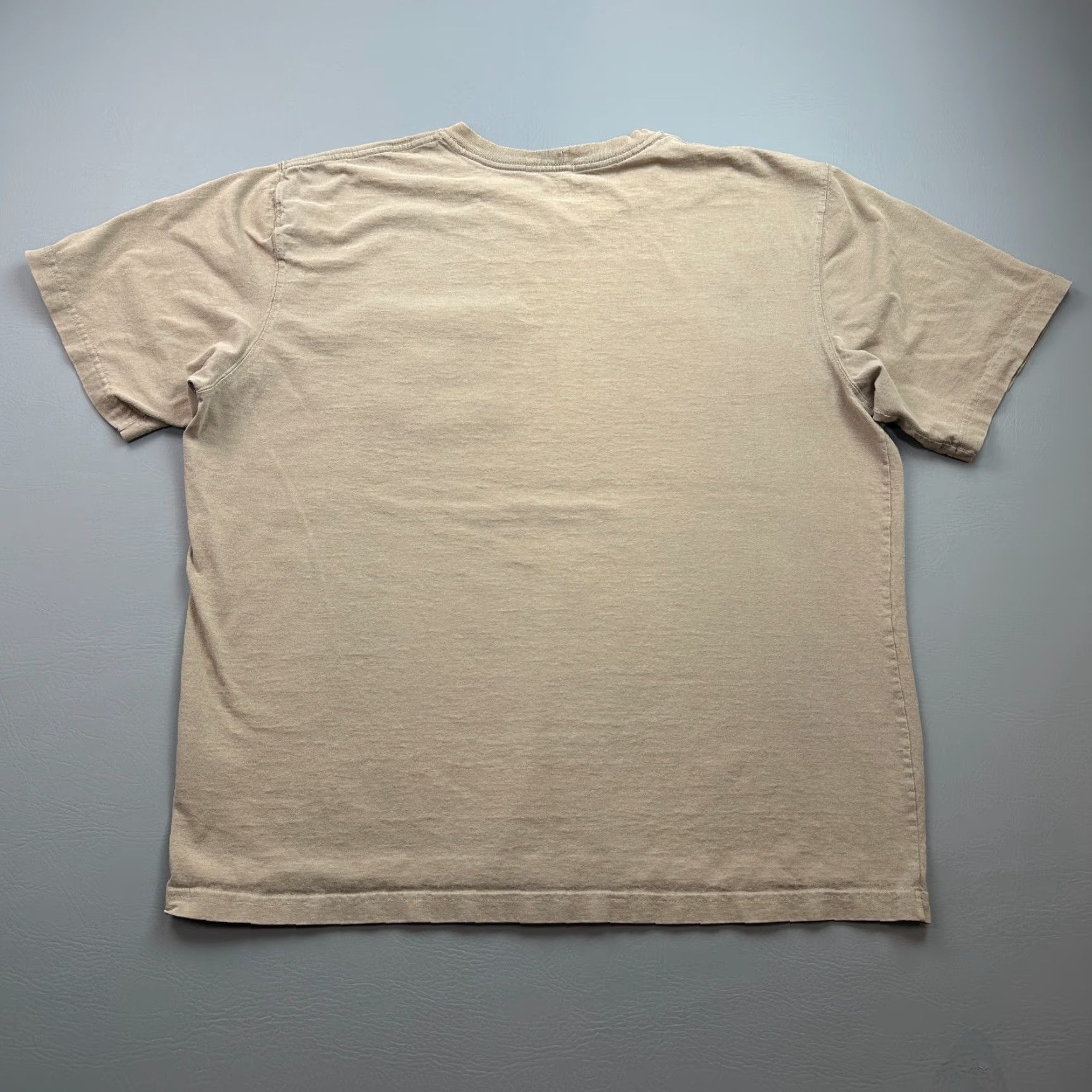 Carhartt Carhartt Shirt Mens XL Desert Tan Original Fit Pocket Tee Work Wear Size US XL / EU 56 / 4 - 6 Thumbnail