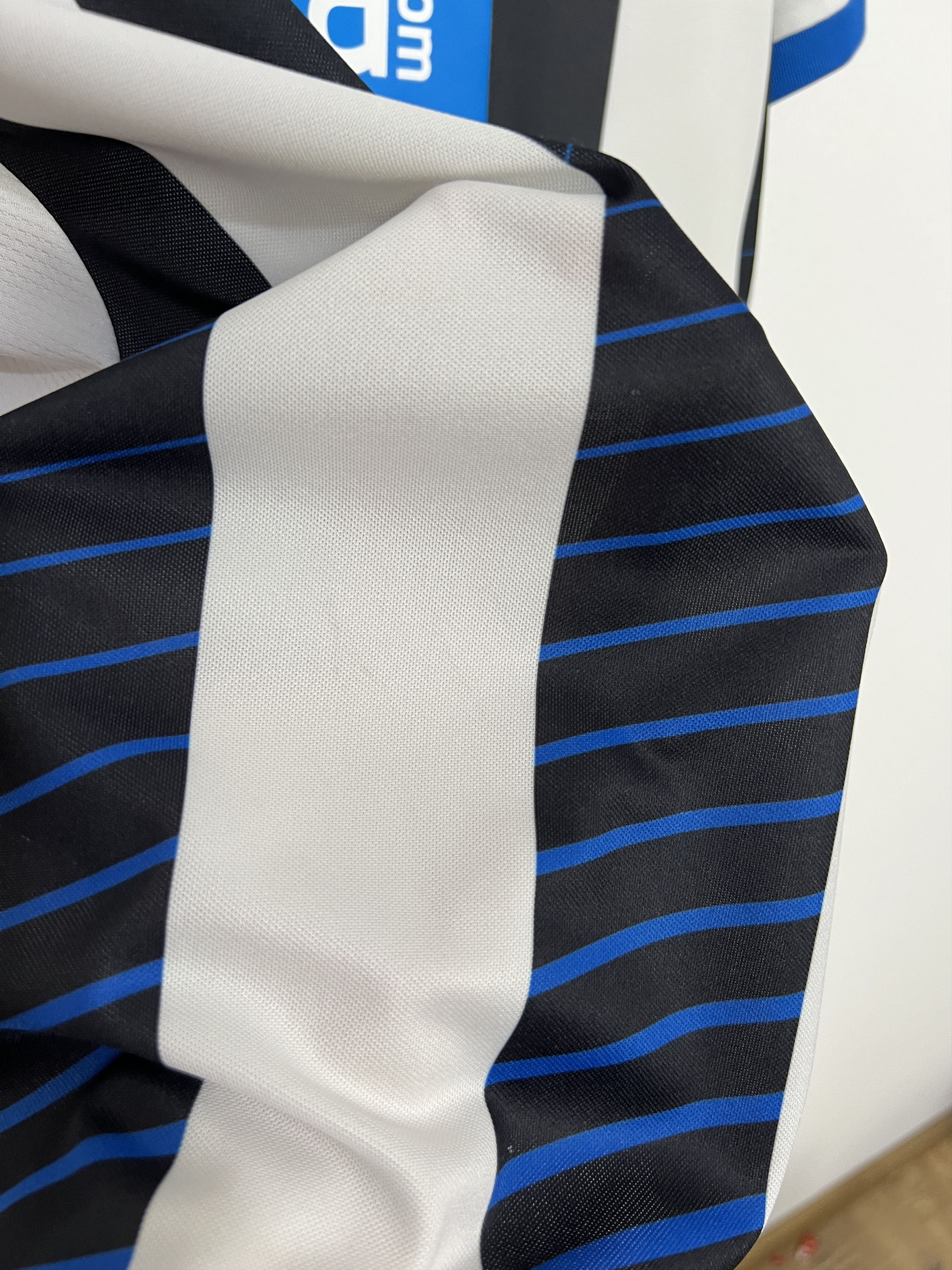 Puma Newcastle football shirt Soccer Puma Colback Jersey Trikot Size US XL / EU 56 / 4 - 10 Thumbnail