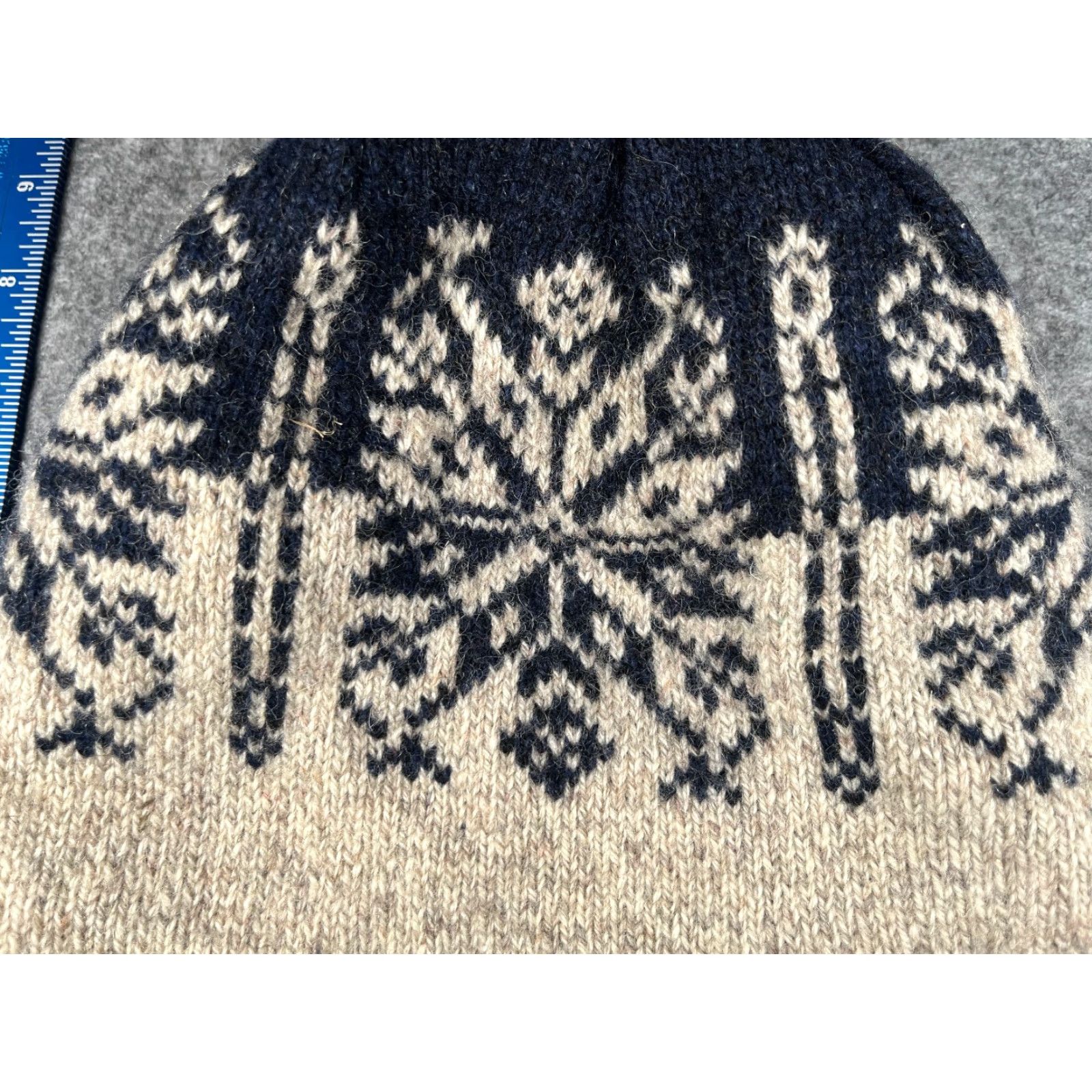 Vintage Berkshire Fashions Beanie Adult One Size Blue Ivory Fair Isle Knit Wool Blend Hat Unisex Adults Winter Christmas Ski Men Women Size ONE SIZE - 2 Thumbnail