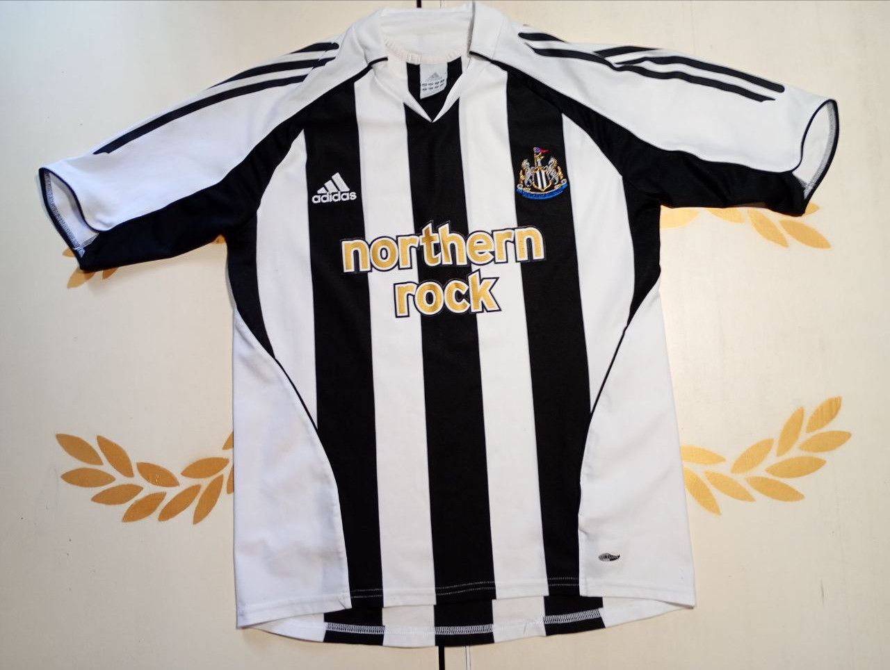 Adidas Newcastle United Adidas Home Jersey 2005-2006 Size US M / EU 48-50 / 2 - 2 Thumbnail