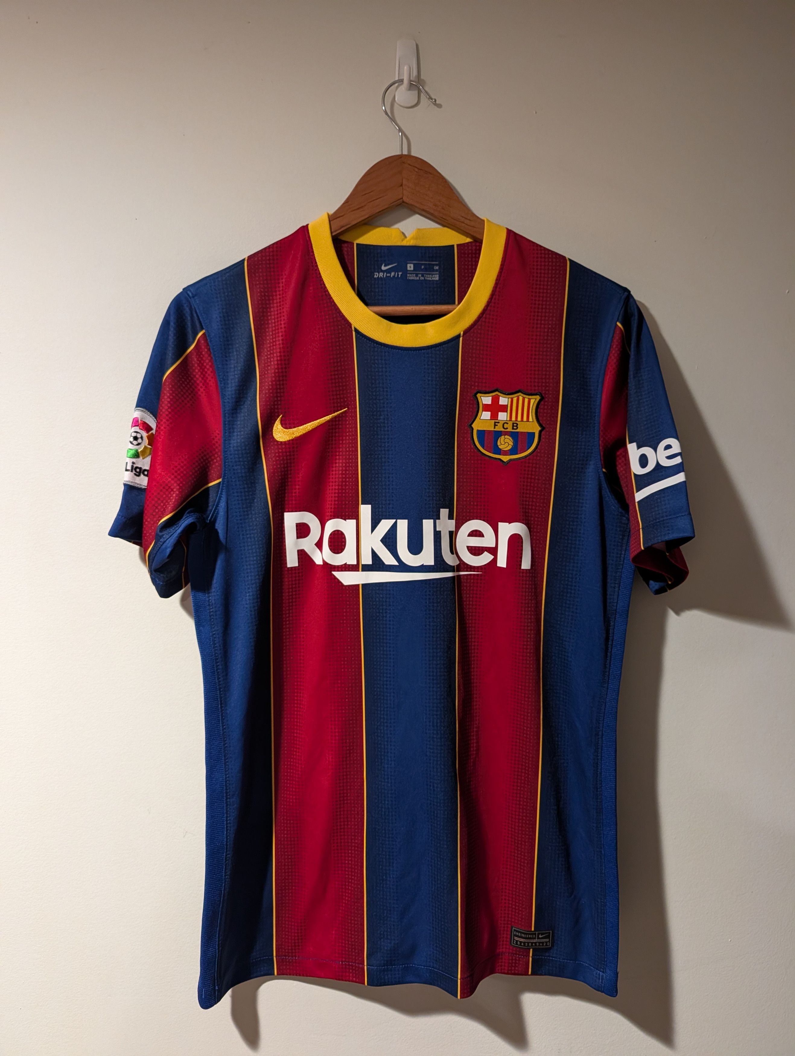 Chelsea Soccer Nike FC Barcelona Home Soccer Jersey Rakuten La Liga Patch Size US S / EU 44-46 / 1 - 1 Thumbnail
