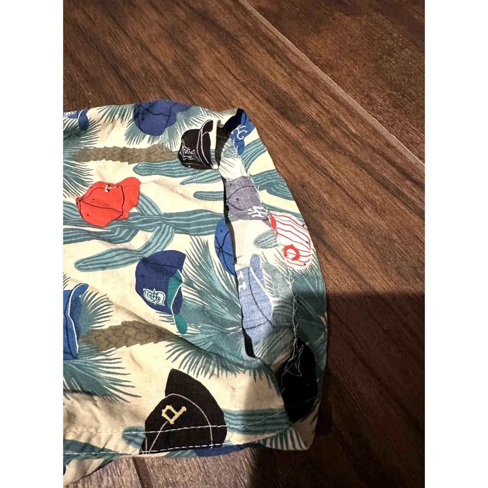 Reyn Spooner Reyn Spooner MLB Spring Training Hawaiian Shirt Large Adult Multicolor Button-Up with Floral Print Size US L / EU 52-54 / 3 - 5 Thumbnail