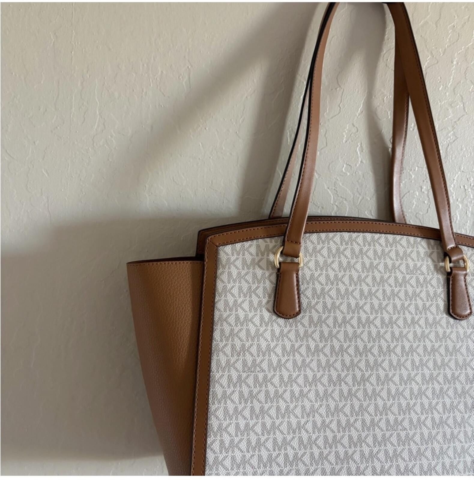 Michael Kors Michael Kors White and Tan Tote Bag Size ONE SIZE - 11 Thumbnail