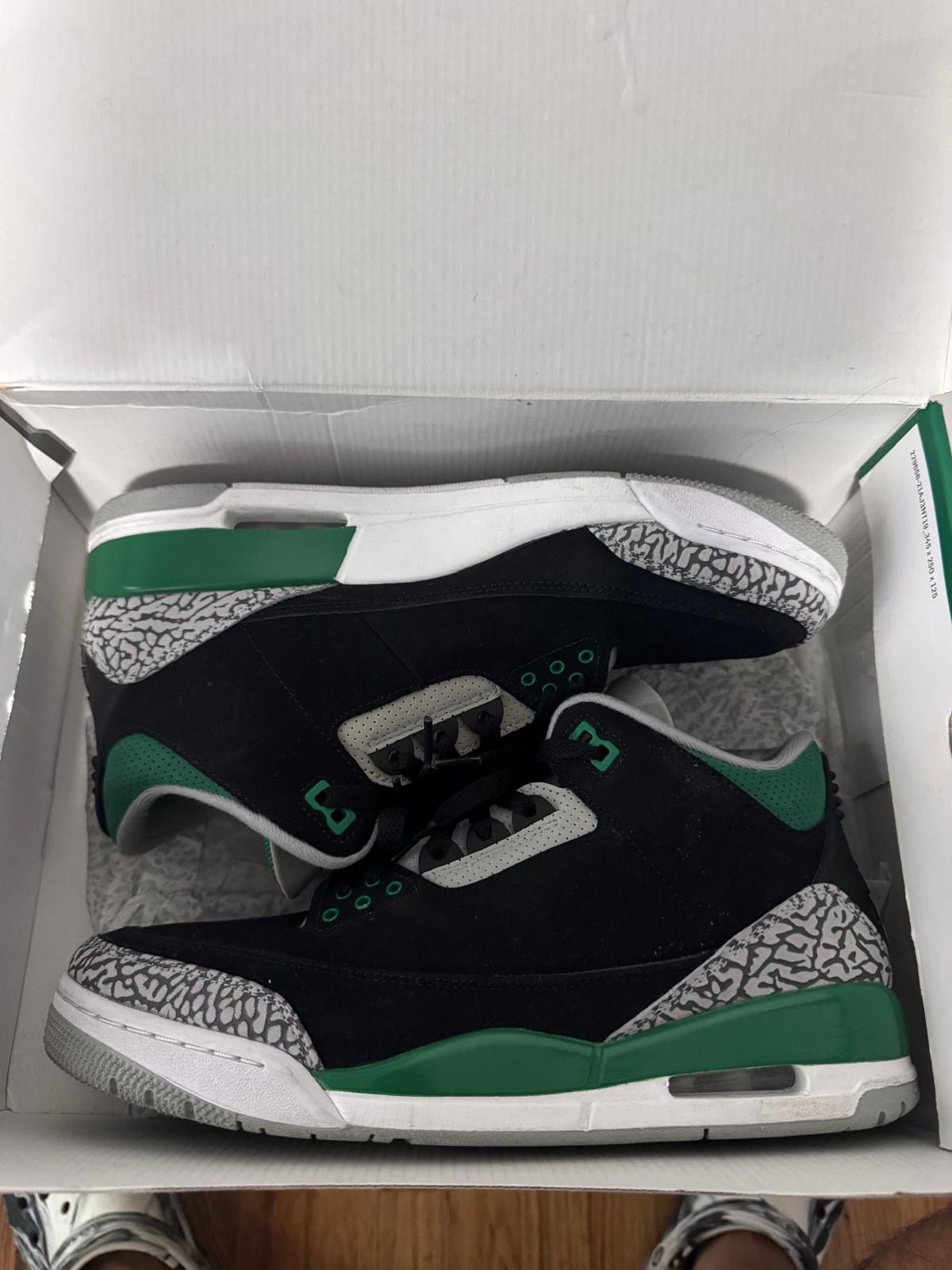 Jordan Brand Jordan 3 “Pine Green” Size US 10.5 / EU 43-44 - 1 Thumbnail