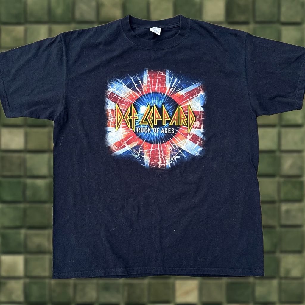 Anvil VINTAGE Def Leppard Rock of Ages Tour Band Shirt Black Anvil XL 2005 Size US XL / EU 56 / 4 - 1 Thumbnail