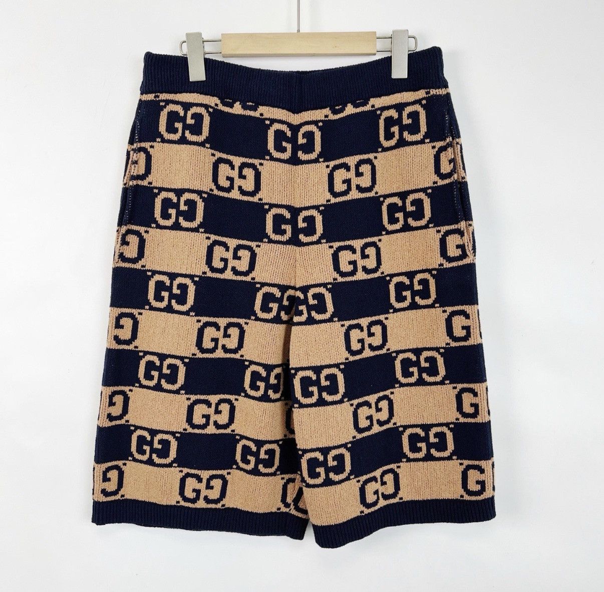 Gucci GUCCI Khaki Color-Block Jacquard Mid-Rise Shorts K12 Size 27" / US 4 / IT 40 - 1 Thumbnail