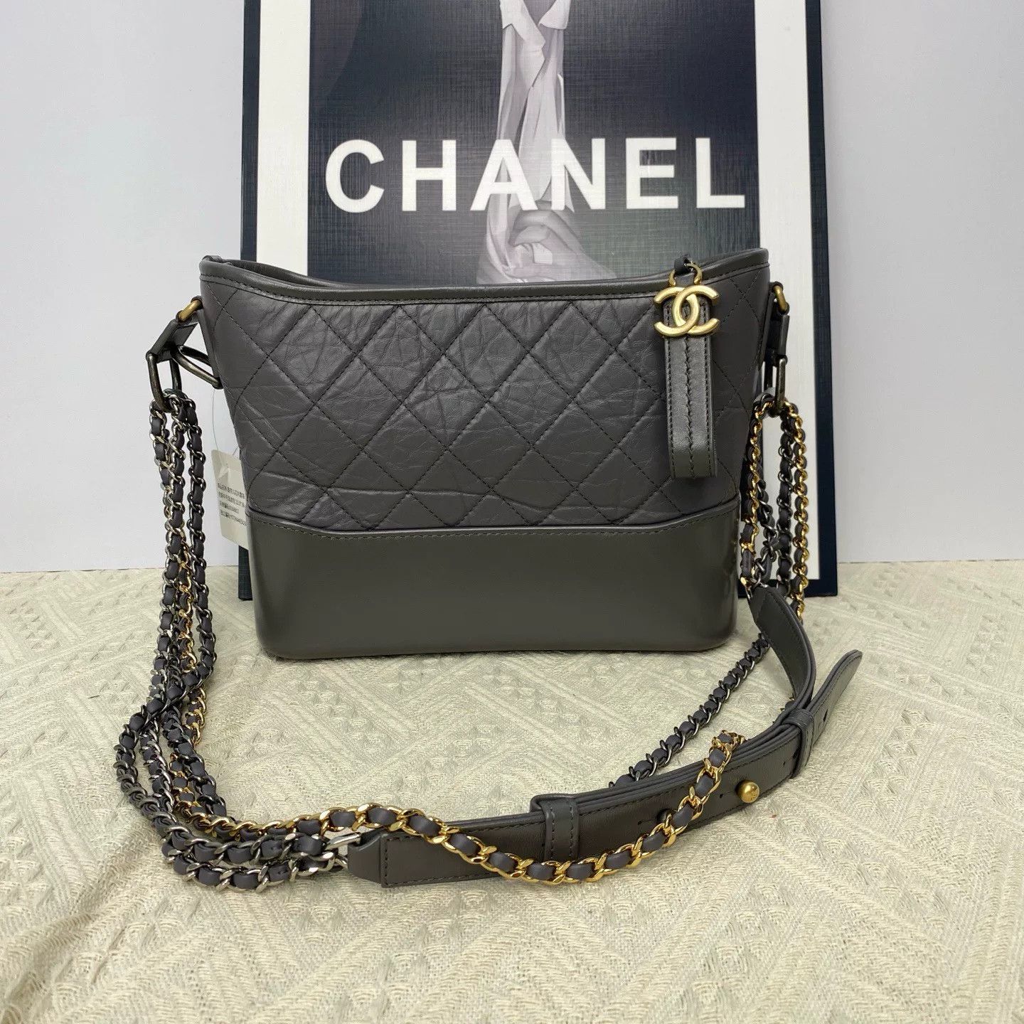 Chanel Pre-loved Bag Very good condition Size ONE SIZE - 1 Thumbnail