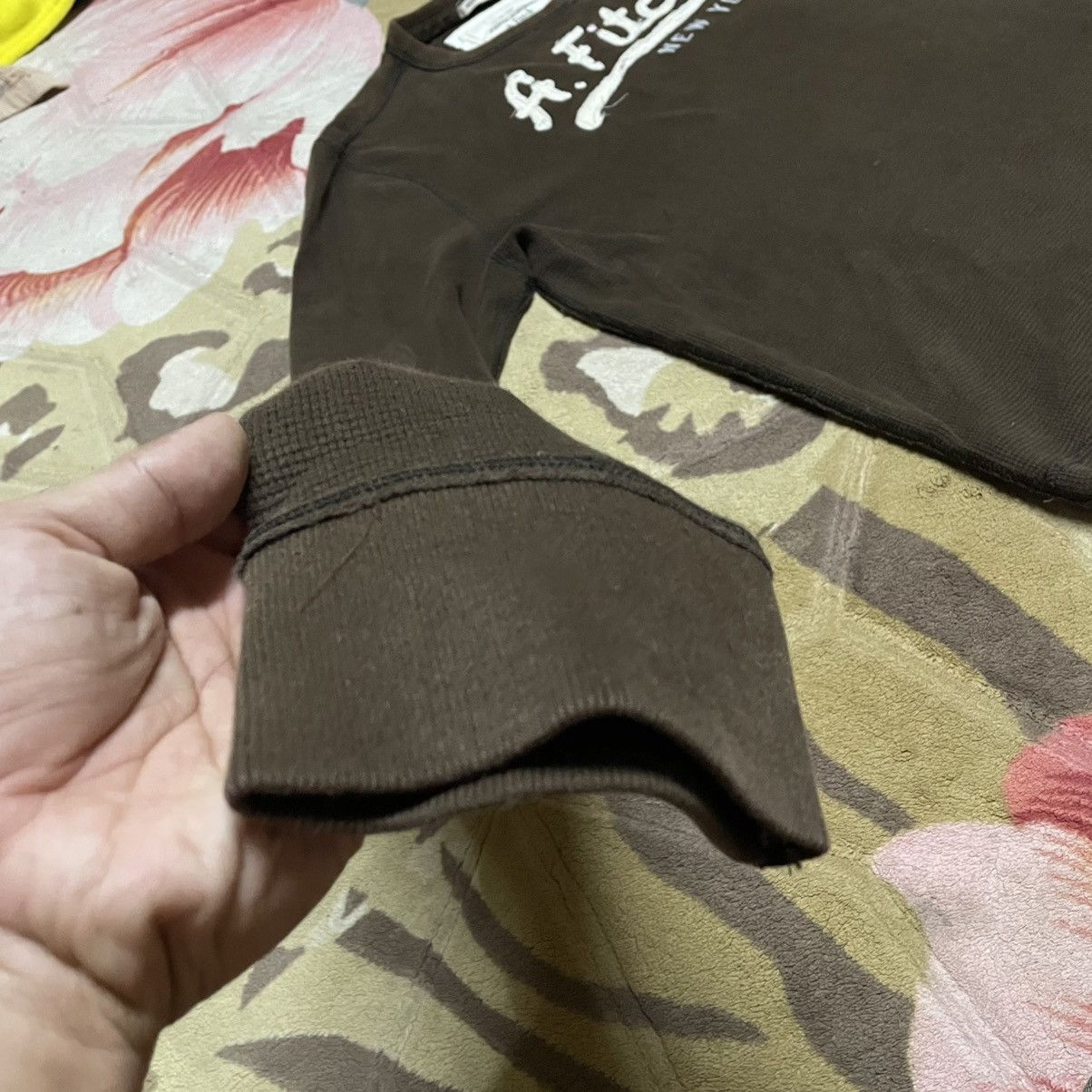 Abercrombie & Fitch Vintage Abercrombie & Fitch Long Sleeve Tee Size US XL / EU 56 / 4 - 9 Thumbnail
