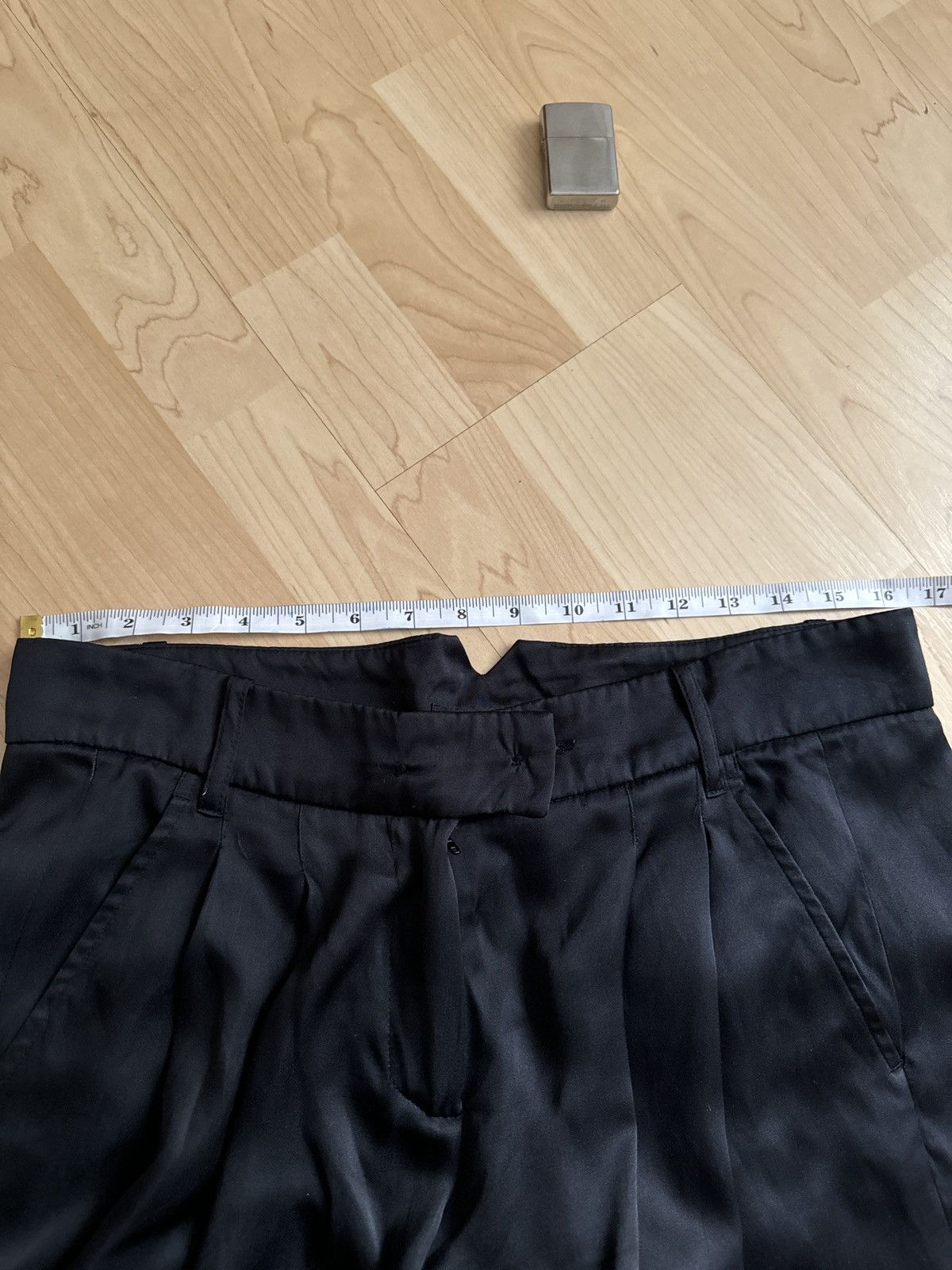 Ann Demeulemeester Ann Demeulemeester SS2004 Silk Shorts Size US 30 / EU 46 - 17 Thumbnail