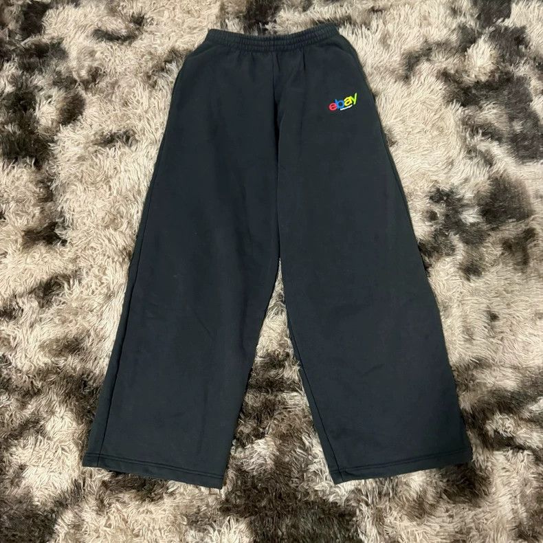 Balenciaga Balenciaga size XS ebay collaboration black baggy sweatpant Size US 30 / EU 46 - 1 Thumbnail