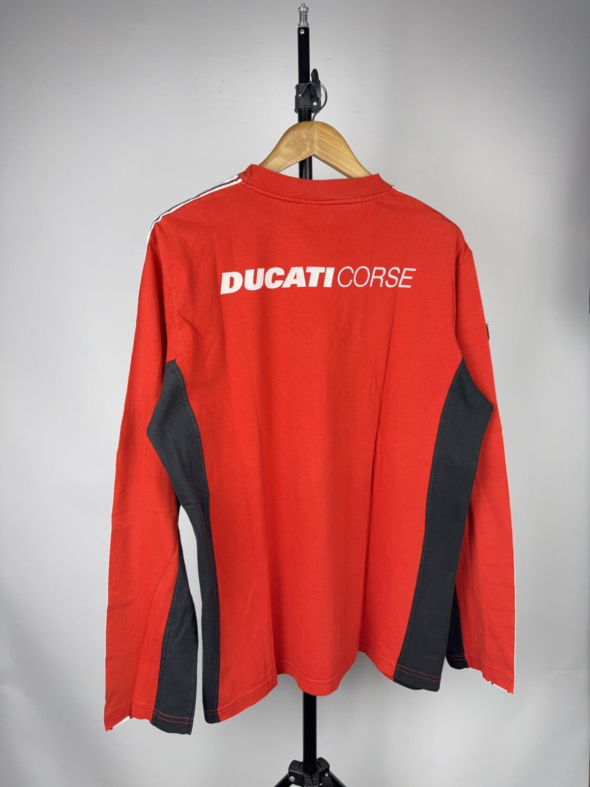 Ducati 00s Italy Racing Ducati Corse Red Longsleeve Racing Tee Y2K Size US M / EU 48-50 / 2 - 2 Thumbnail