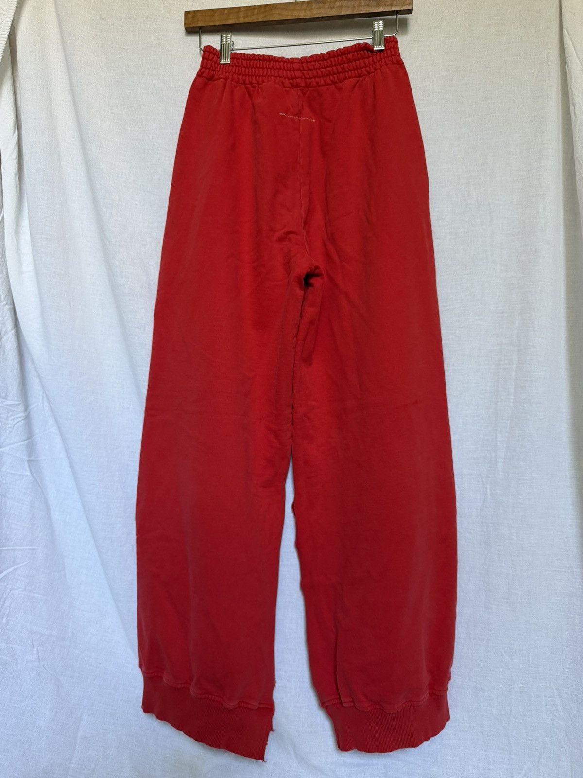 MM6 SSENSE Exclusive Red Lounge Pants Size US 28 / EU 44 - 2 Thumbnail