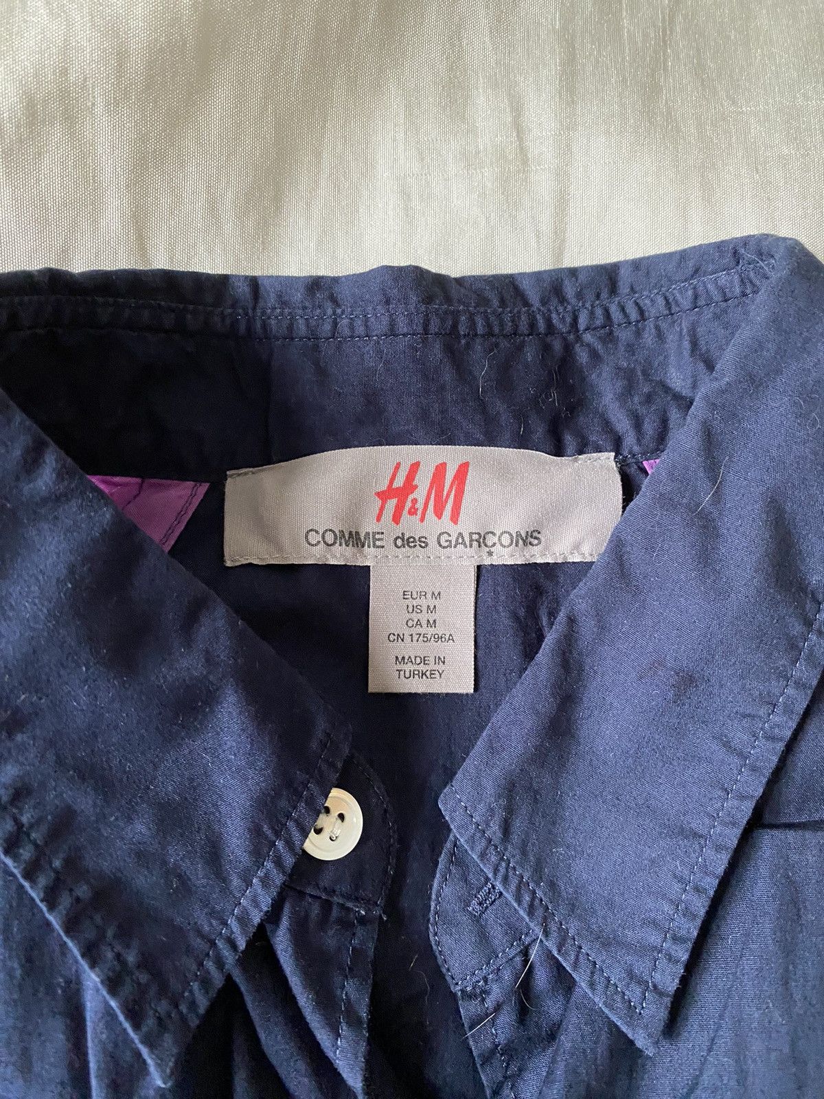 Comme des Garcons × H&M Super Rare COMME des GARÇONS x H&M button down Size US M / EU 48-50 / 2 - 2 Thumbnail