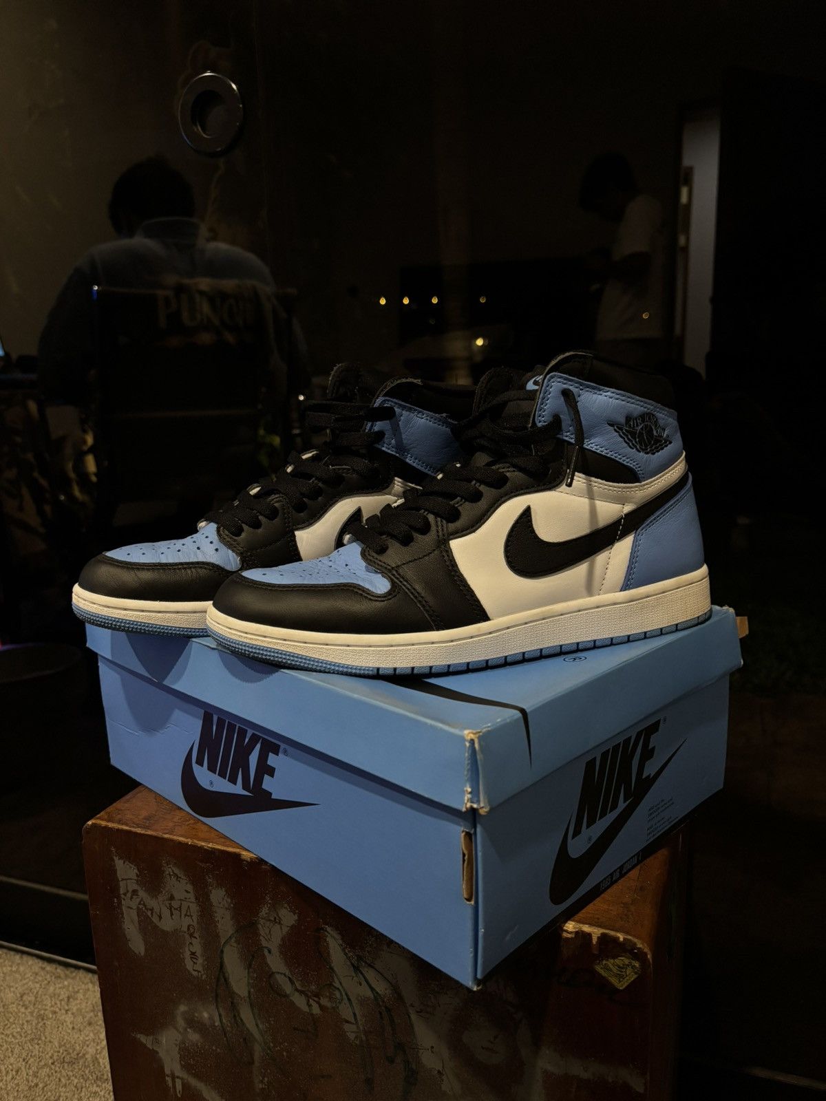 Jordan Brand Air Jordan 1 High UNC Size US 9 / EU 42 - 2 Thumbnail
