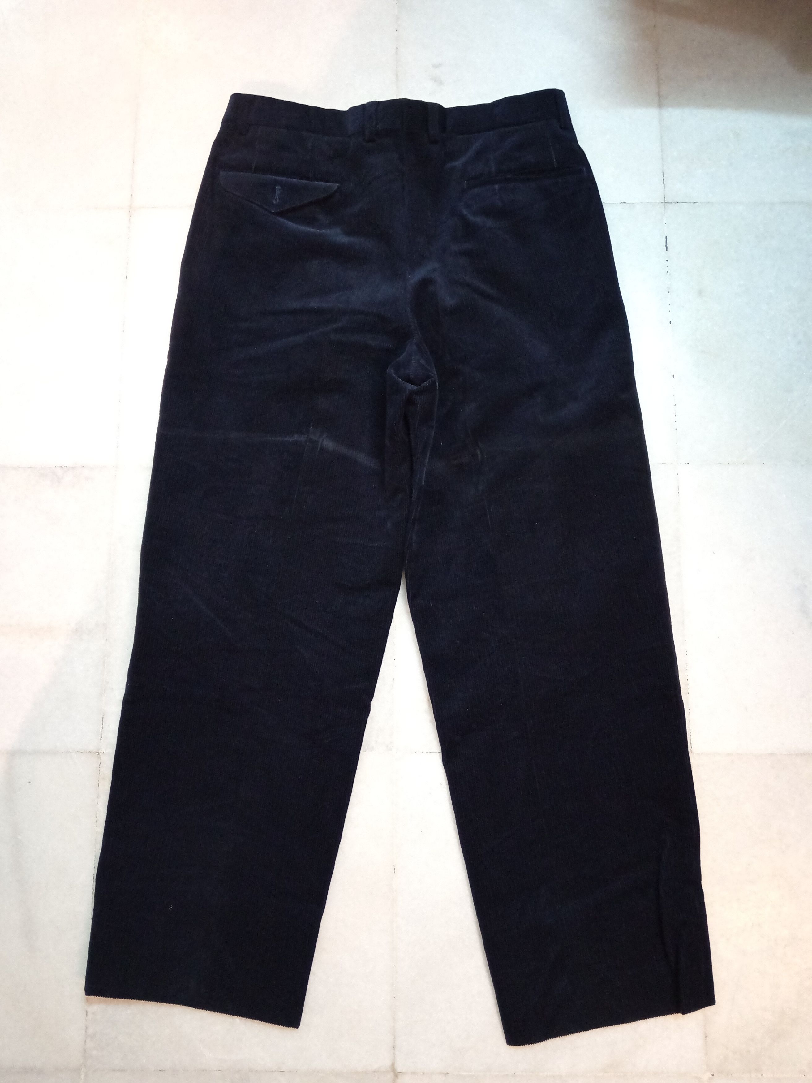 Designer Vintage Burberrys Corduroy Pants Size US 32 / EU 48 - 2 Thumbnail