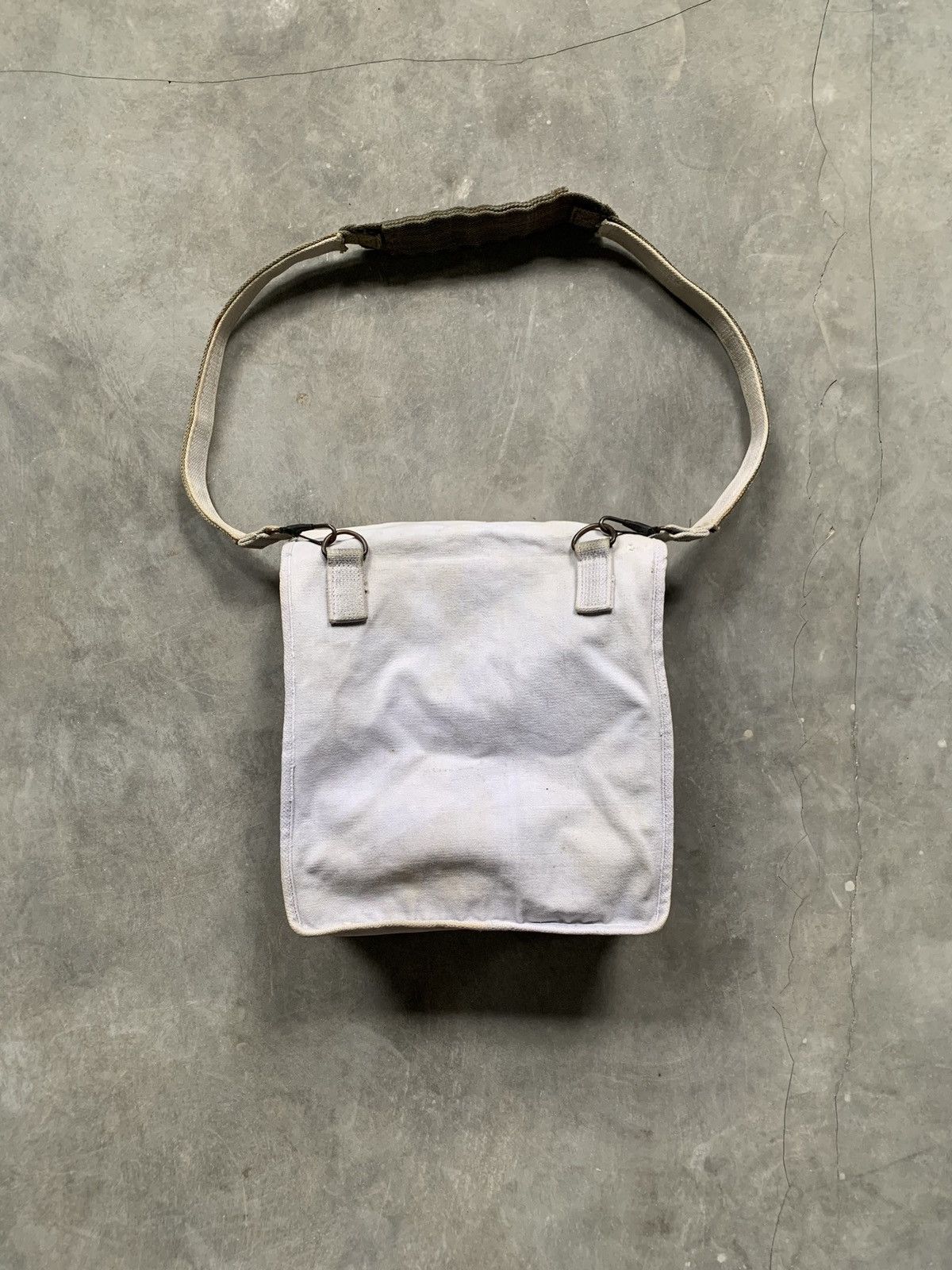 Japanese Brand Vintage Japanese Brand Style Military Shoulder Bag Size ONE SIZE - 6 Thumbnail