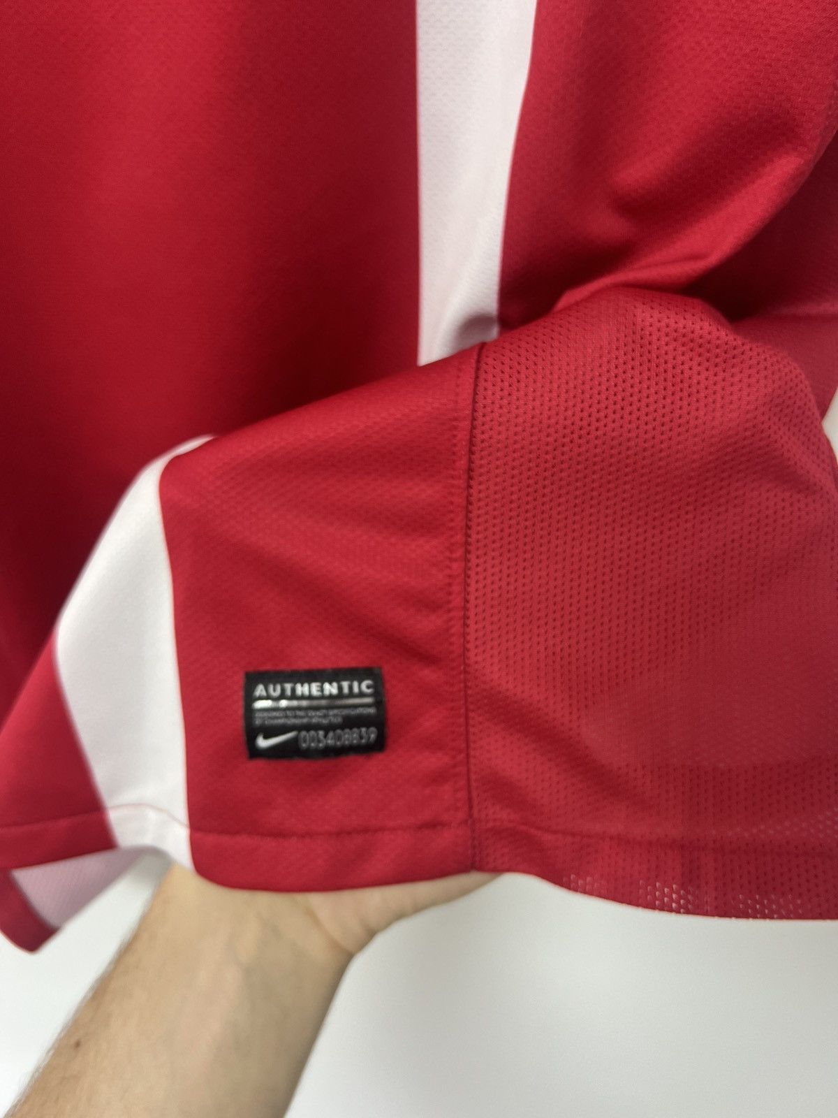 Vintage Vintage Serbia 2010-11 Home Jersey Nike Football Shirt sz S Size US S / EU 44-46 / 1 - 10 Thumbnail