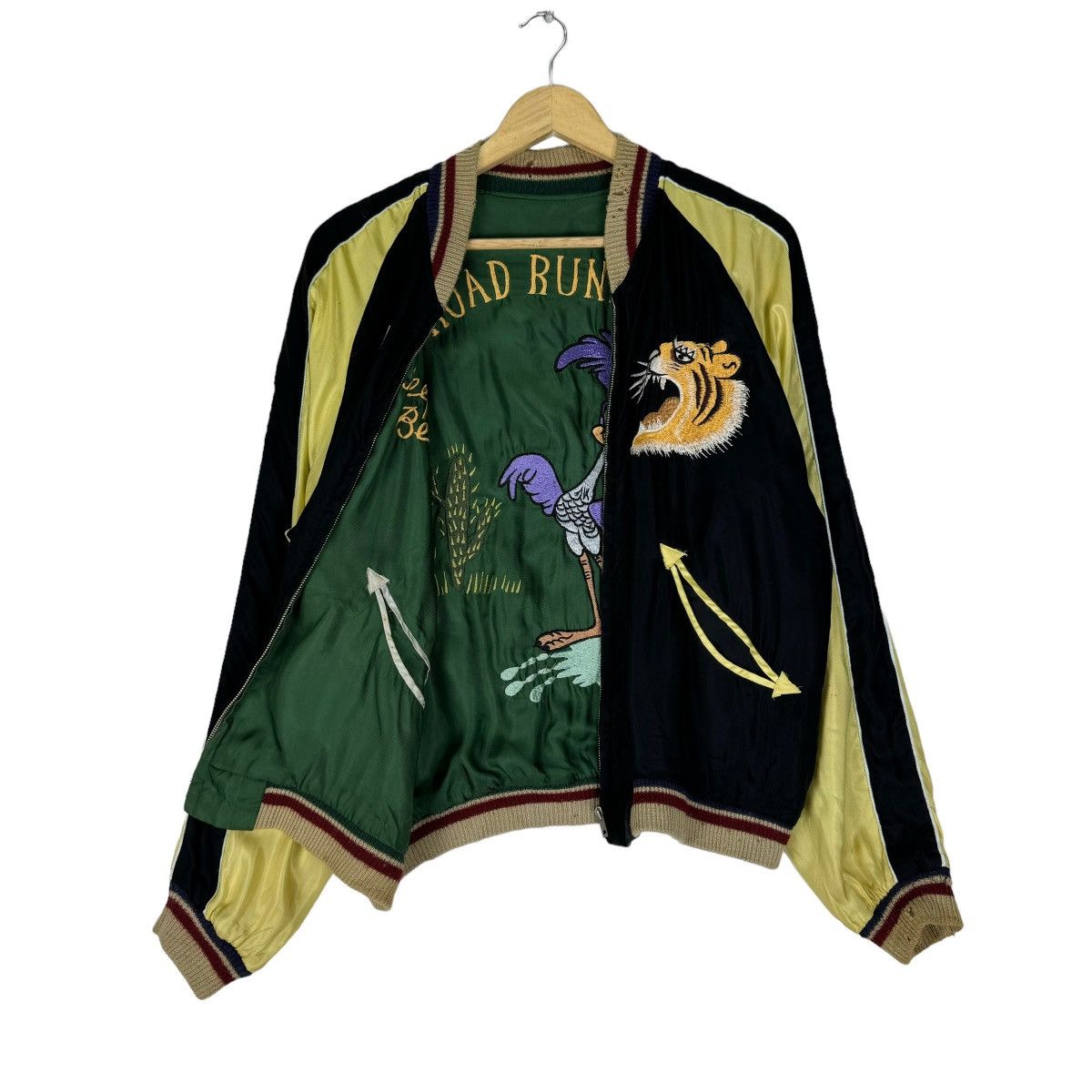 Toyo Enterprises 🔥SUKAJAN TOYO ENTERPRISE X LOONEY TUNES REVERSIBLE JACKET Size US M / EU 48-50 / 2 - 16 Thumbnail