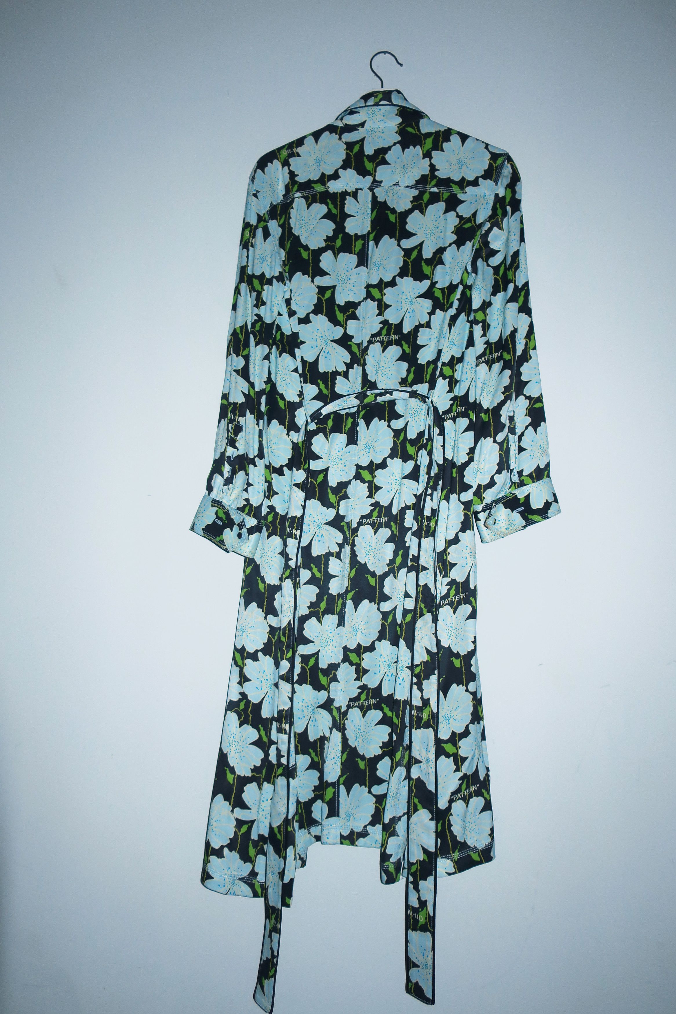 Off-White Off-White Appliquéd floral-print satin wrap dress c/o Virgil Size S / US 4 / IT 40 - 3 Thumbnail
