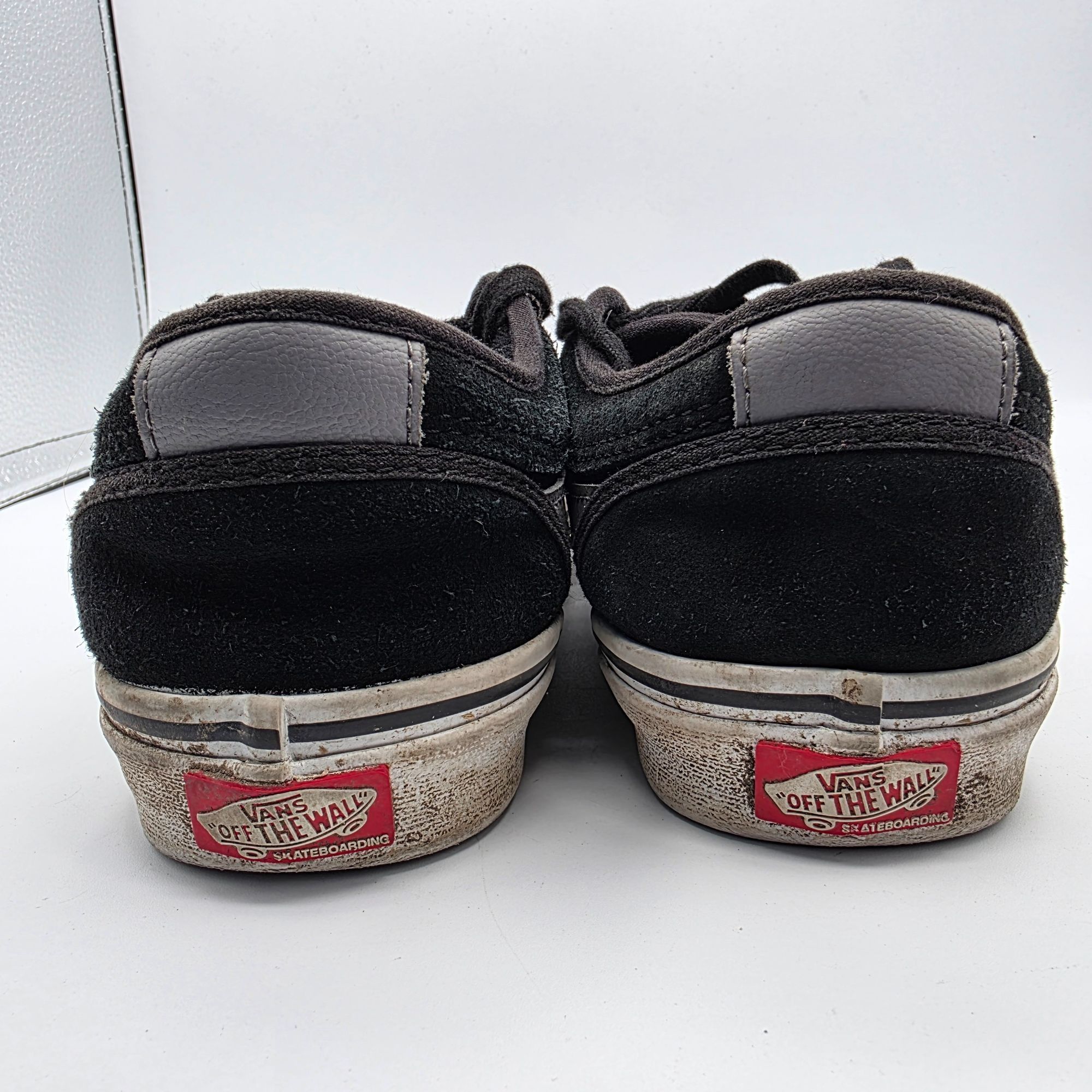 Vans Vans Chukka Low Sidestripe Mens Size 6 Black Sneaker Shoes C Size US 6 / EU 39 - 5 Thumbnail