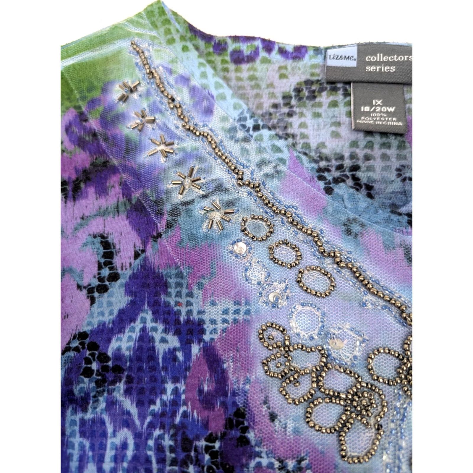 Vintage Liz & Me Blouse Shirt Womens 1X Plus Size Blue Beads Stones Knit V-Neck Short Sleeve Abstract Pattern Lightweight Casual Workwear Summer Fall Spring Size XL / US 12-14 / IT 48-50 - 3 Thumbnail