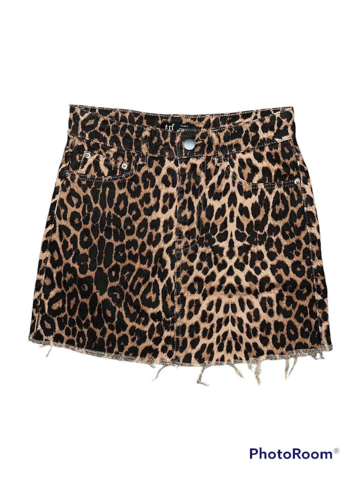 Zara leopard distressed mini skirt 🐆