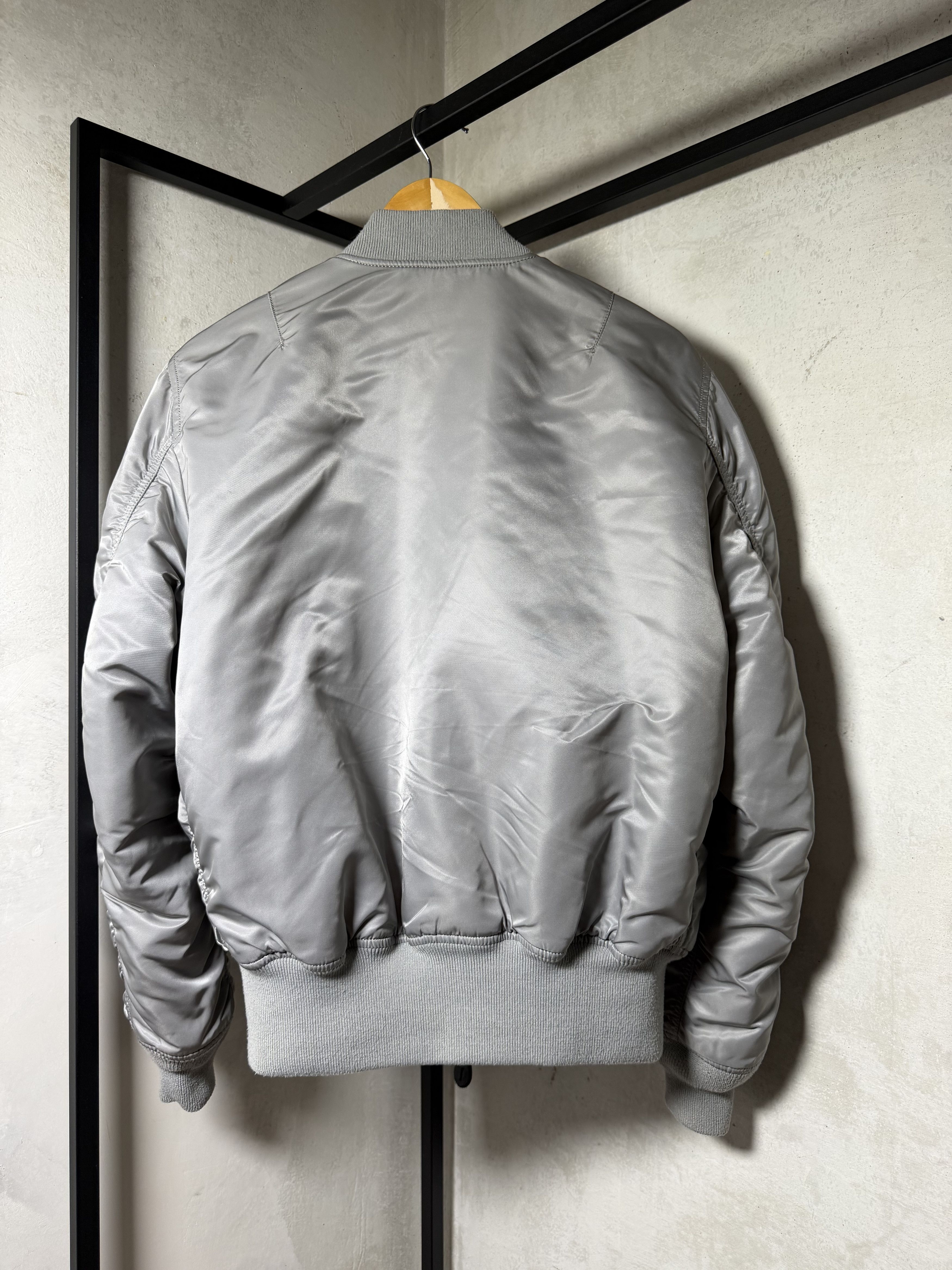 Alpha Industries Alpha Industries Reversible Flight Jacket in Vintage Gray Size US M / EU 48-50 / 2 - 8 Thumbnail