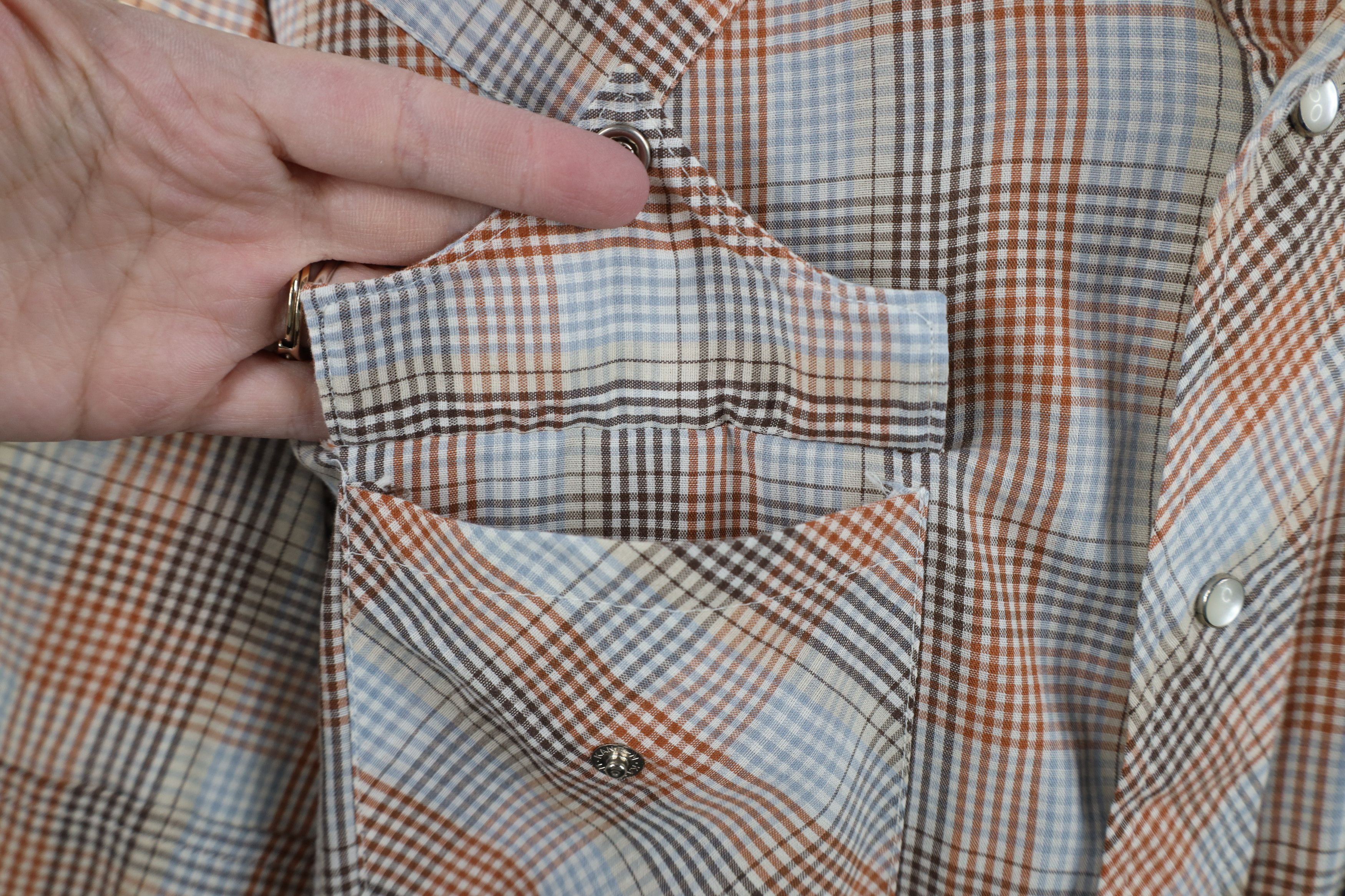 Vintage Vintage 70s Streetwear Short Sleeve Snap Button Shirt Plaid Size US M / EU 48-50 / 2 - 6 Thumbnail