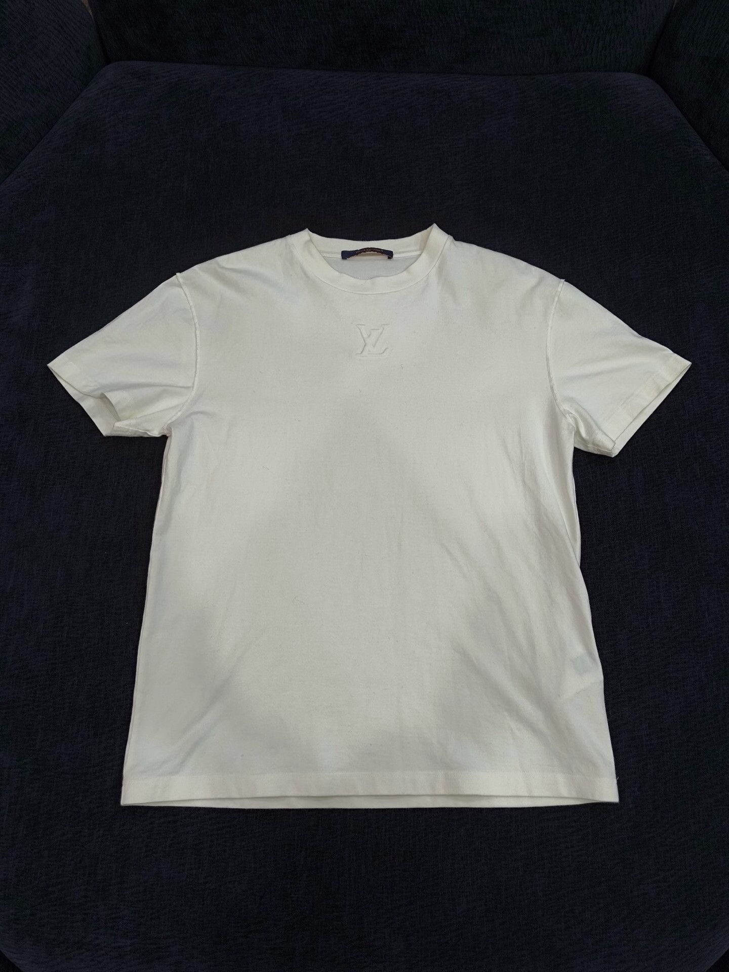 Louis Vuitton Louis Vuitton Retro White T-Shirt S Women Size S / US 4 / IT 40 - 1 Thumbnail