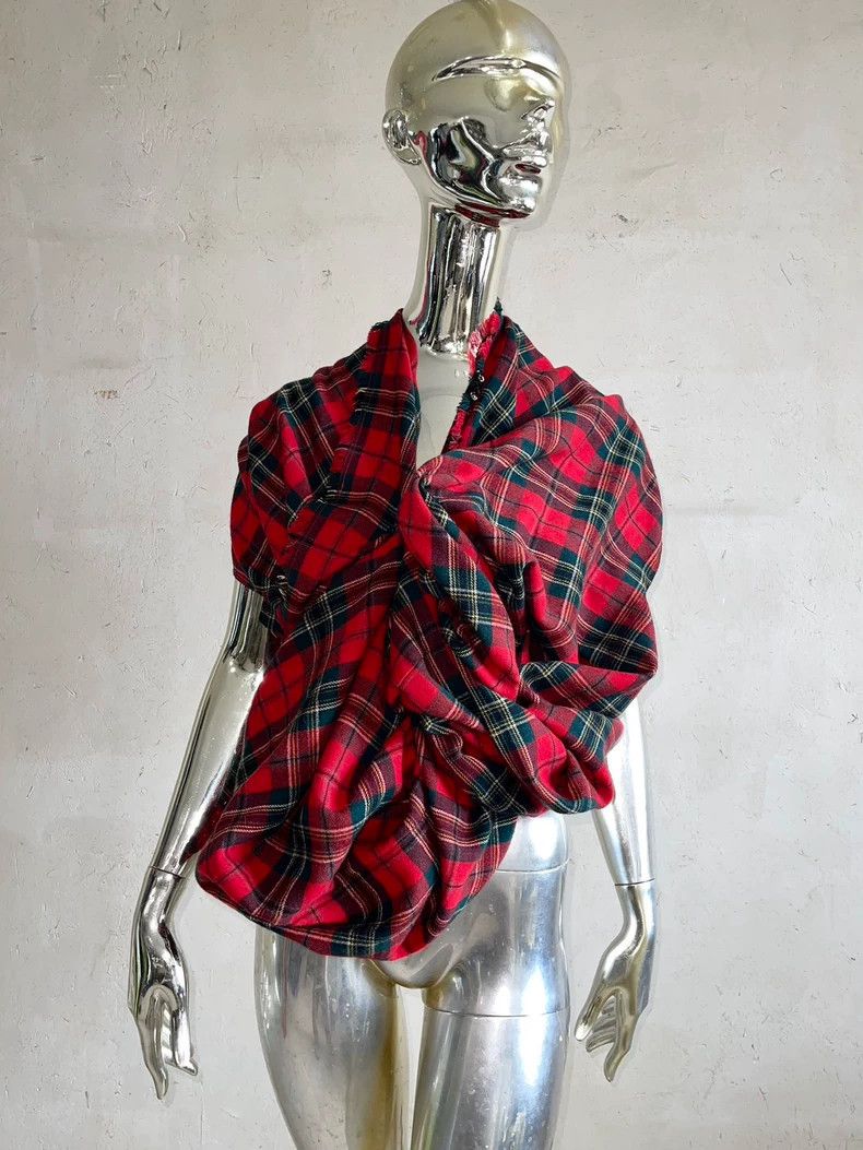 Junya Watanabe Junya Watanabe Red Plaid Sweater Top Size S / US 4 / IT 40 - 1 Thumbnail