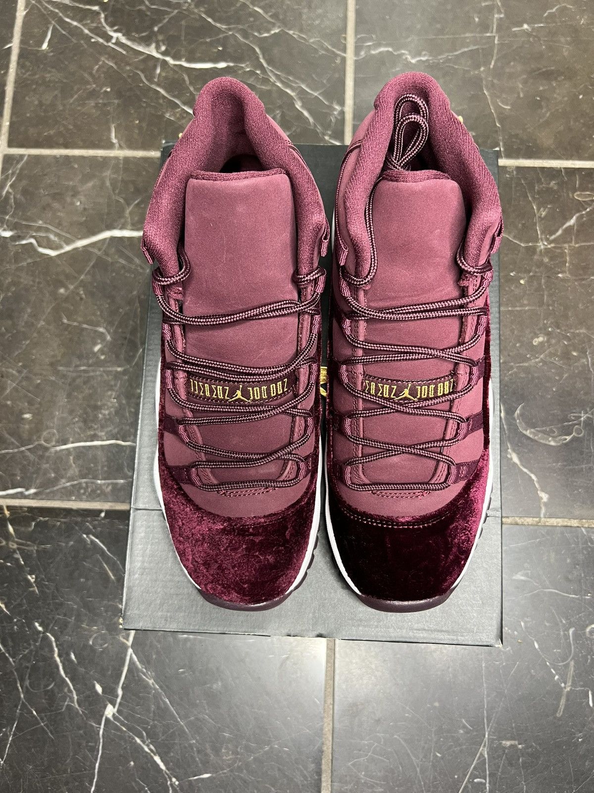 Jordan Brand Jordan Heiress 11s (2016) DS GS 7Y! Size US 7 / EU 40 - 5 Thumbnail
