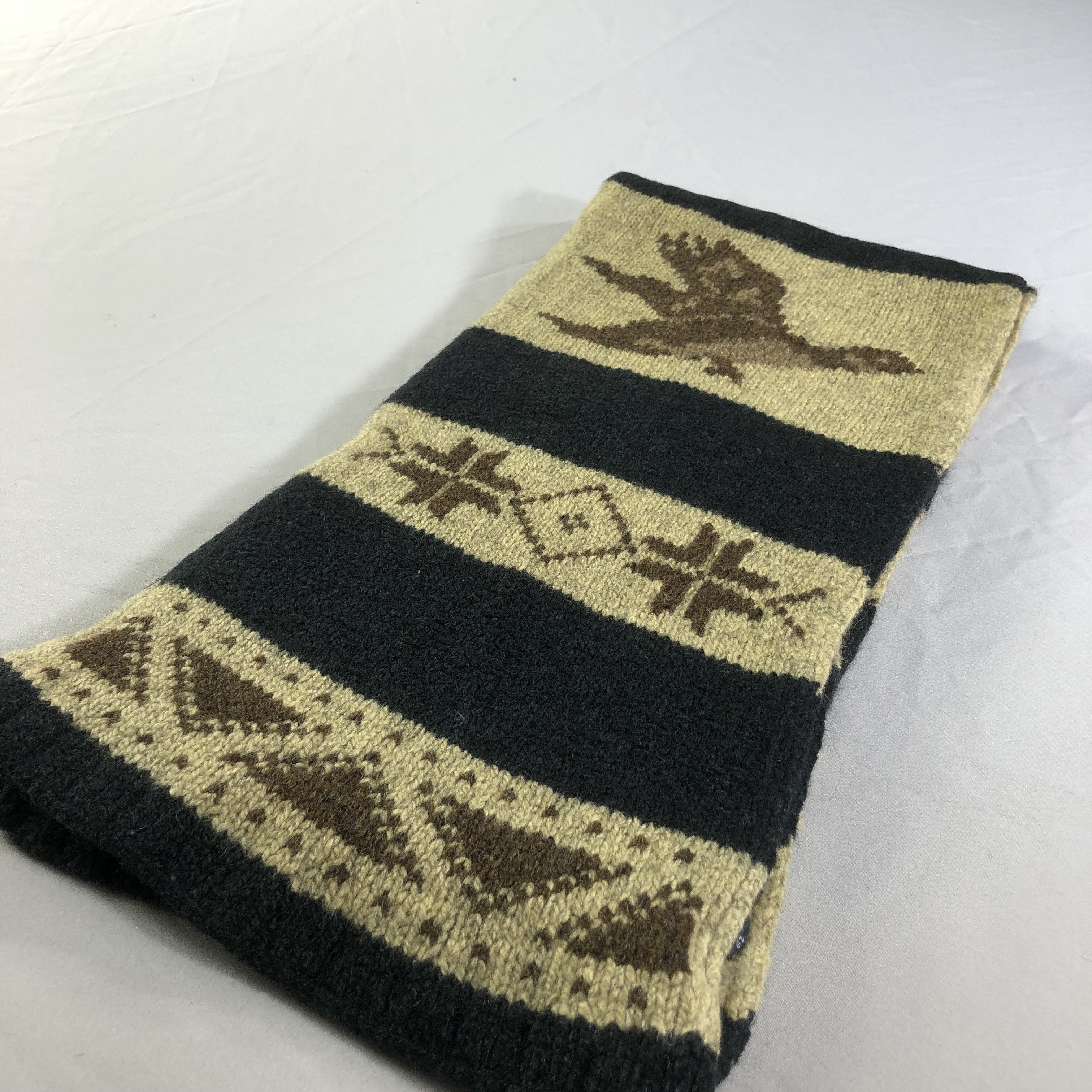 Polo Ralph Lauren Polo Ralph Lauren Native Design Wool Scarf Muffler V1511 Size ONE SIZE - 3 Thumbnail
