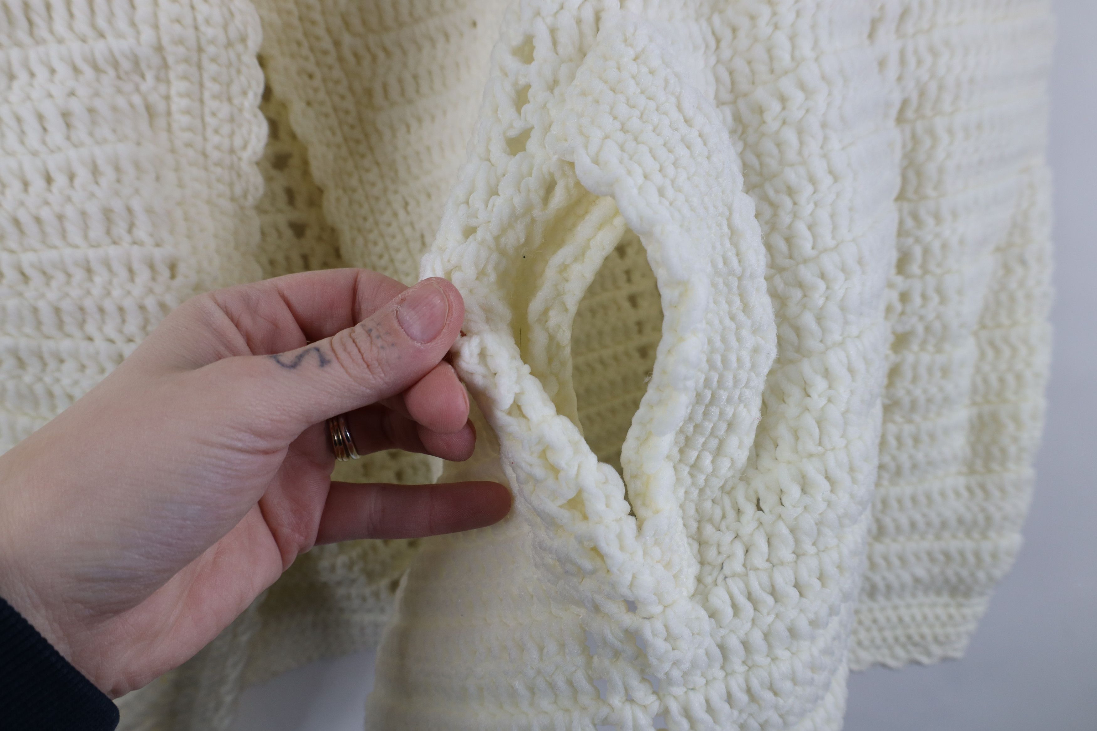 Vintage Vintage 50s 60s Rockabilly Knit Poncho Sweater Cape Cream Size ONE SIZE - 4 Thumbnail