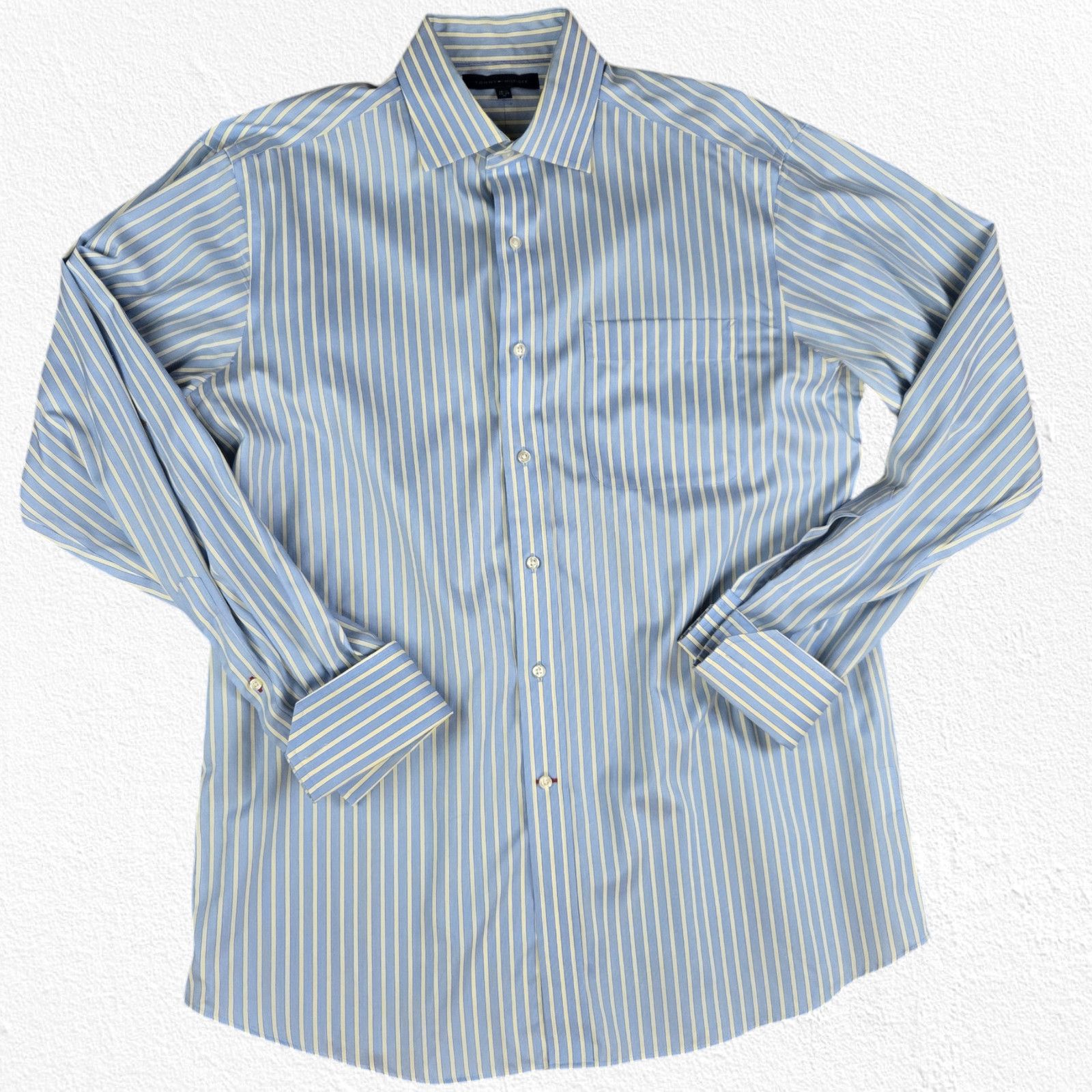 Tommy Hilfiger Tommy Hilfiger Blue Stripe Button Up Dress Shirt Size Medium Size US M / EU 48-50 / 2 - 2 Thumbnail