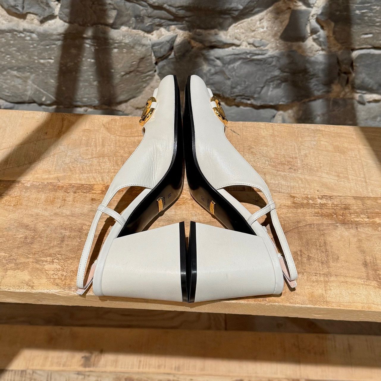 Gucci Gucci Ivory Horsebit Slingback Block Heels Pumps Size US 8 / IT 38 - 13 Thumbnail