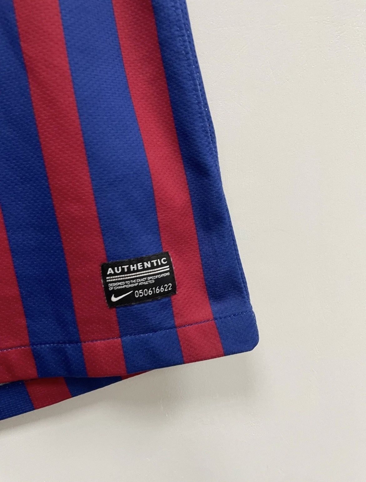 Nike FC Barcelona 2011/2012 Home Football Shirt Jersey Nike Size US S / EU 44-46 / 1 - 6 Thumbnail