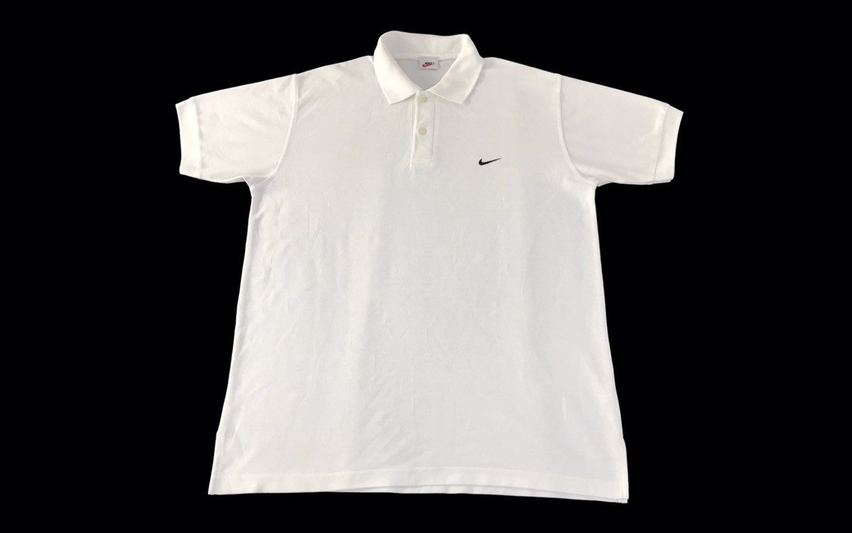 Nike Hype Nike Plain Minimalist Emboidery Logo Design Polo Tee Size US L / EU 52-54 / 3 - 1 Thumbnail